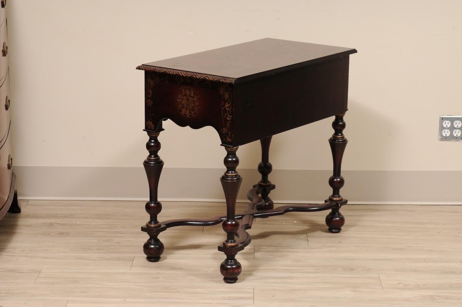 Niedriger Kommodentisch im William & Mary-Stil in Burgunderrot, bemalt, Chinoiserie-Thema im Angebot 1