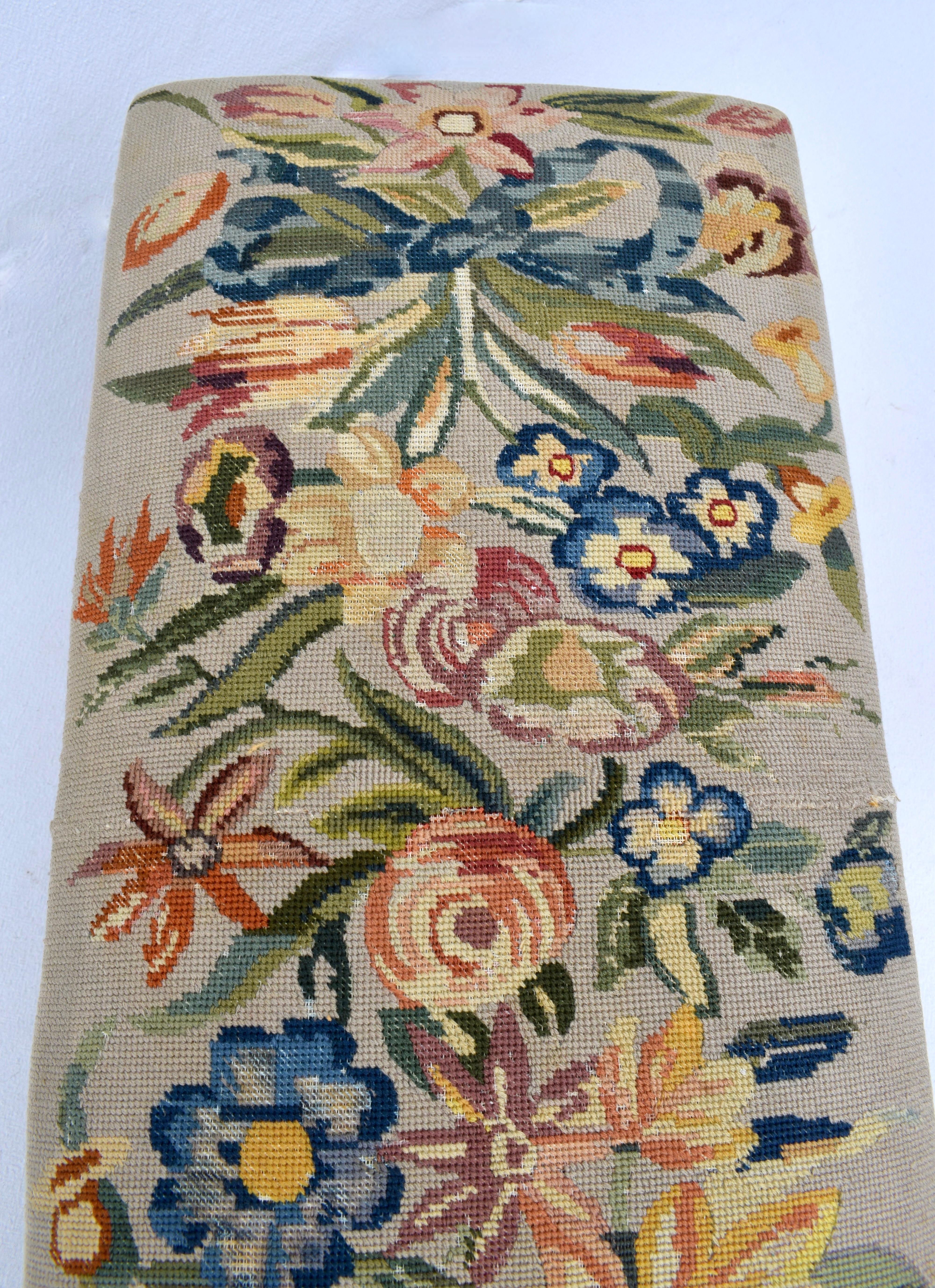 Wool William & Mary Style Turned Antique Bench