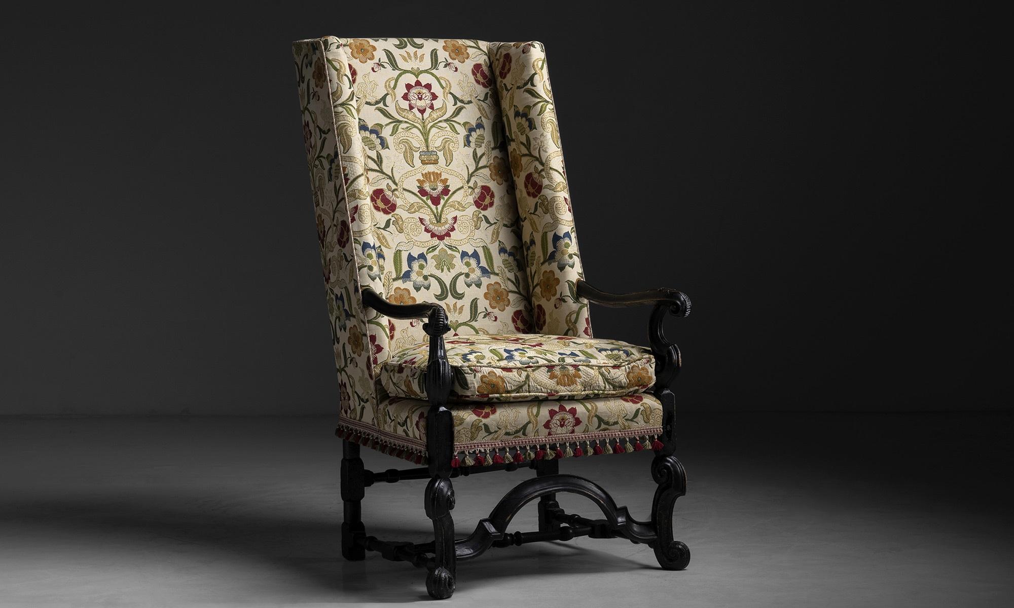 William & Mary wingback chair

England circa 1910

Carved frame with original floral upholstery.

Measures: 28