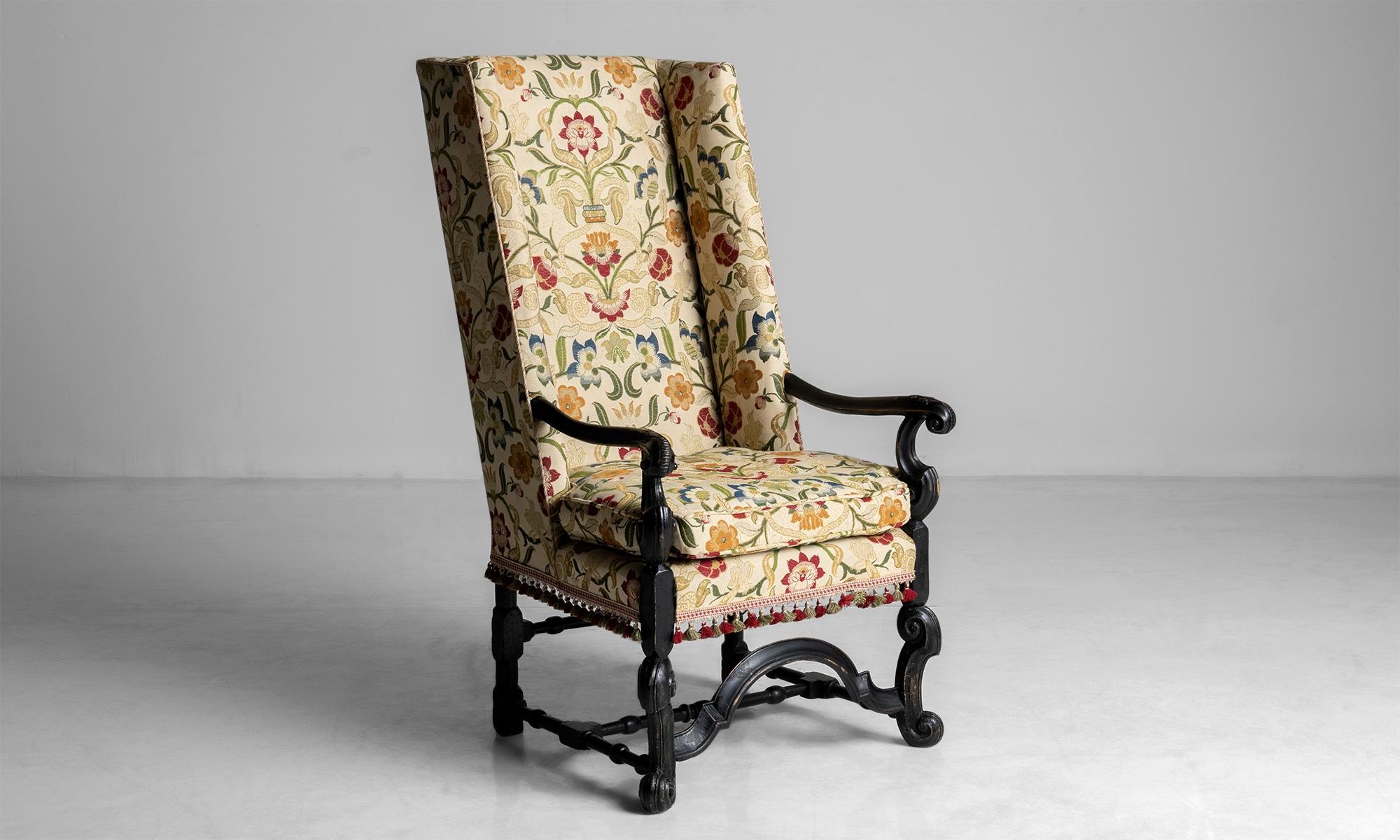 William & Mary Wingback Chair, England Circa 1910 In Good Condition In Culver City, CA