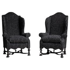 Chaises Wingback William & Mary en tissu Rosemary Hallgarten, vers 1890