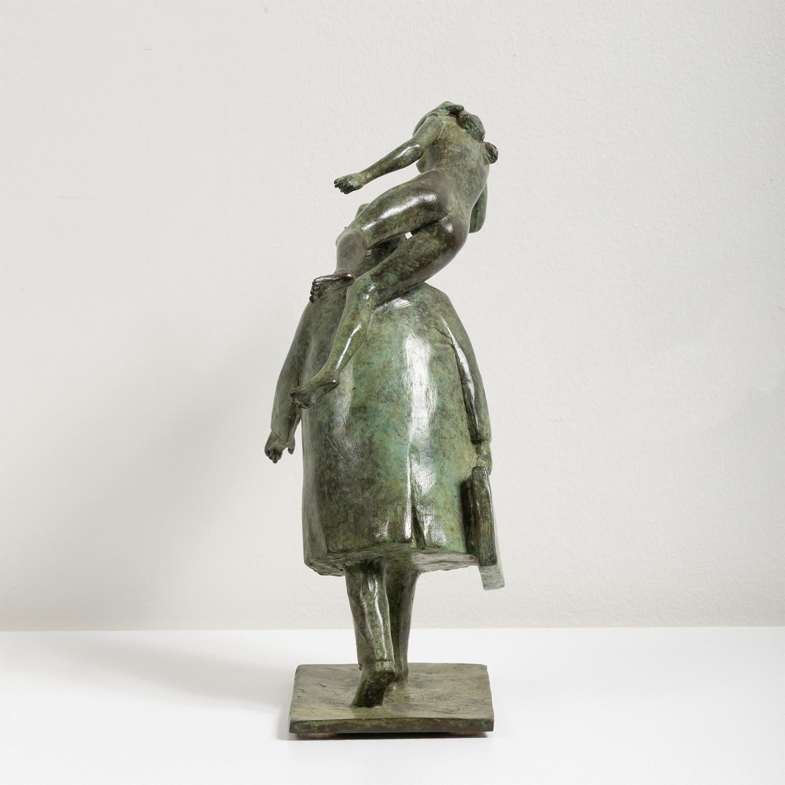 William McElcheran (1927-1999) è stato un affermato scultore, disegnatore e designer del mondo dell'arte canadese del XX secolo. 

Dopo una carriera professionale nella progettazione architettonica, McElcheran ha iniziato la sua attività artistica
