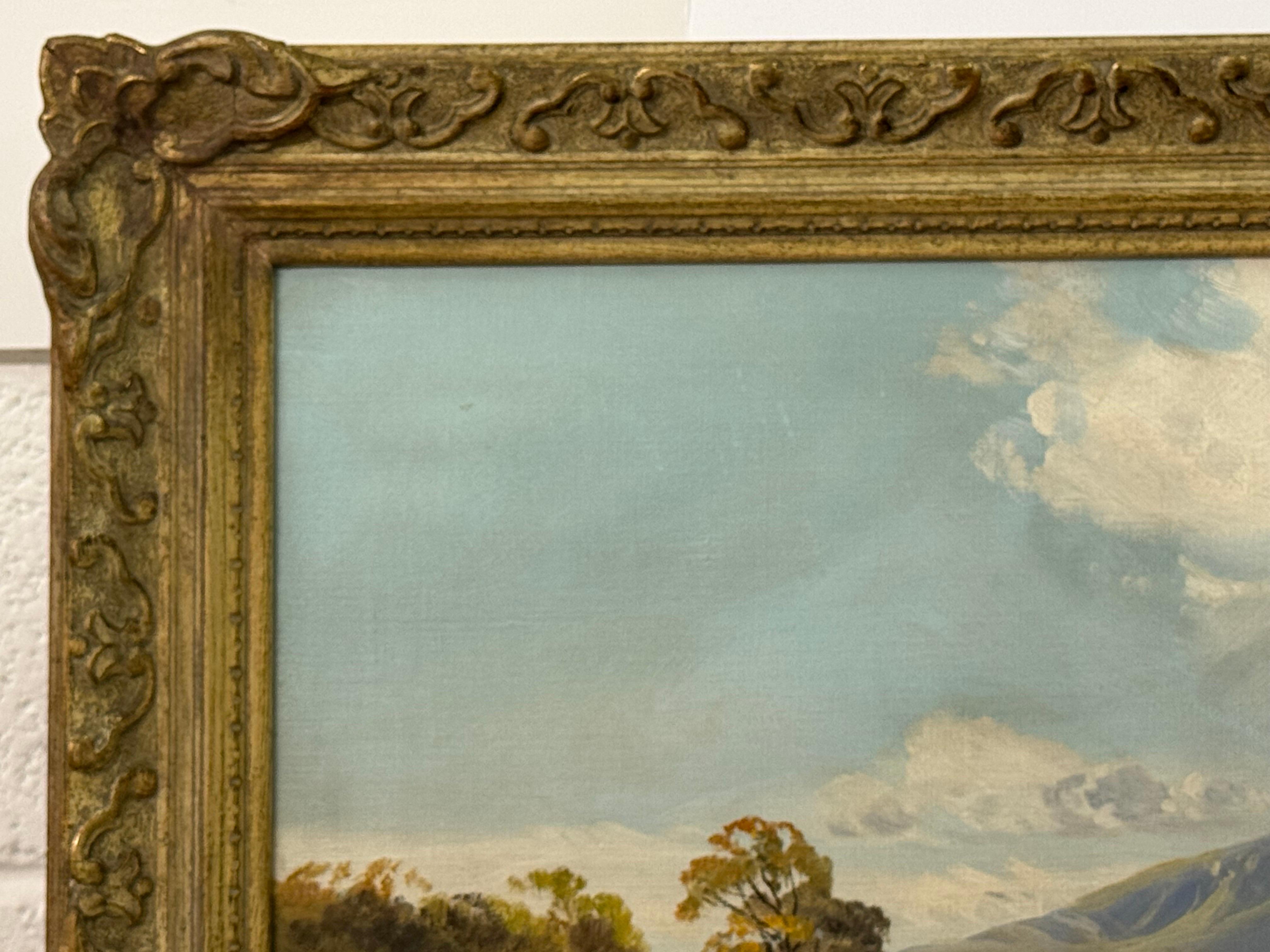 Loch Katrine dans les Highlands écossais Paysage Peinture Vintage. Une belle peinture à l'huile réaliste des Highlands écossais, réalisée par un artiste britannique très respecté.

L'œuvre d'art mesure 36 x 24 pouces
Le cadre mesure 41 x 29