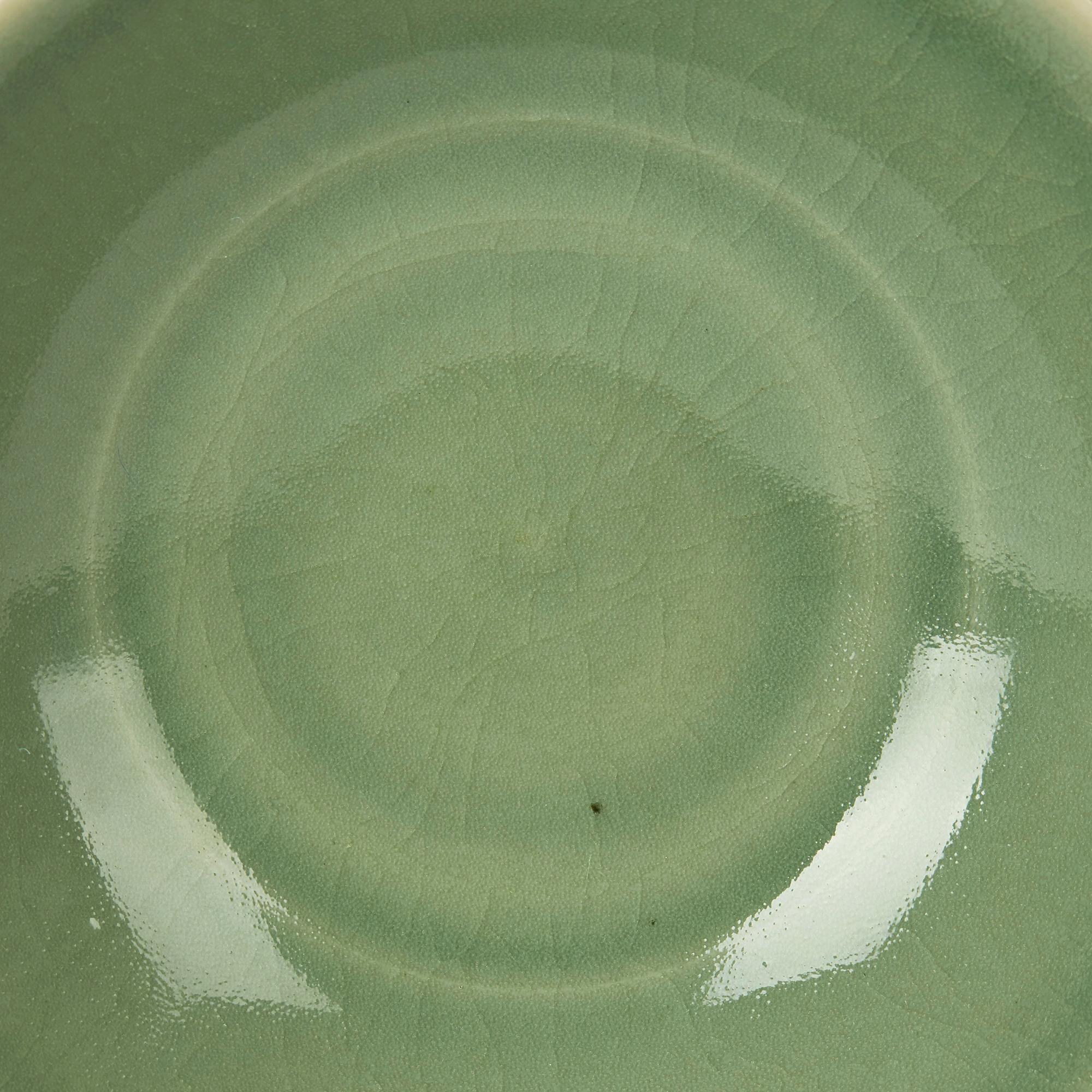 William Mehornay Studio Pottery Porcelain Green Celadon Dish, 1980 For Sale 1