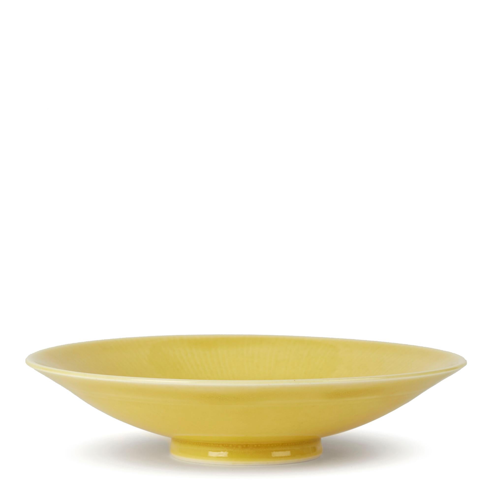 Late 20th Century William Mehornay Studio Pottery Porcelain Mustard Chatter Bowl, 1995 For Sale