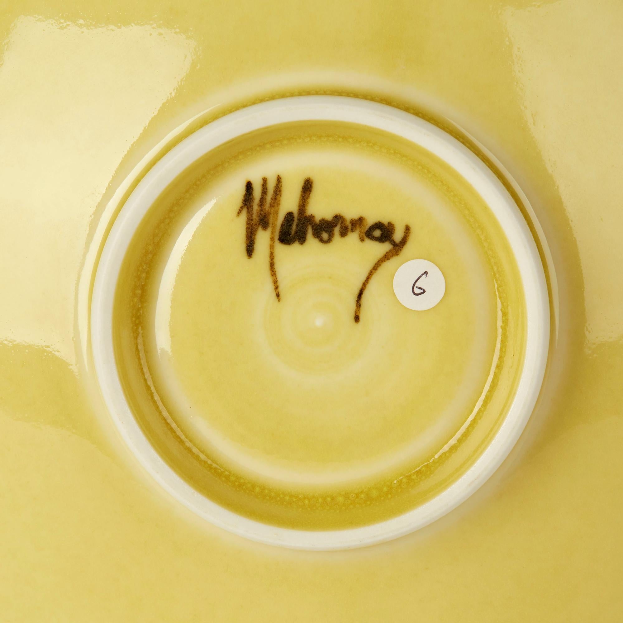 Bol en porcelaine moutarde de William Mehornay, Studio Pottery, 1995 en vente 2