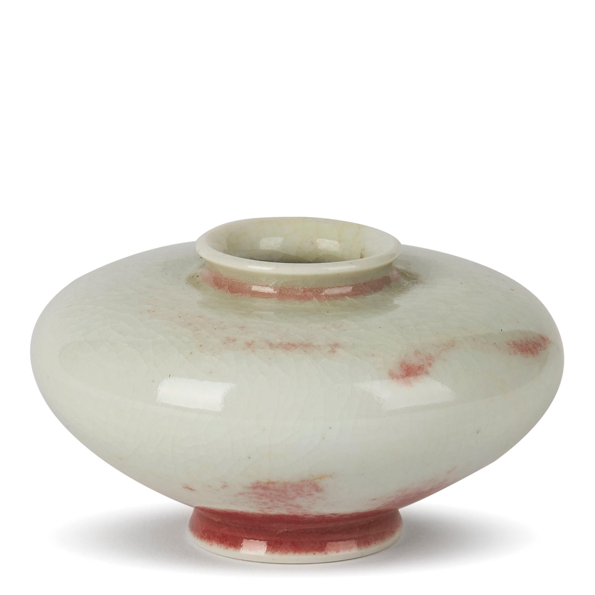 Glazed William Mehornay Studio Pottery Porcelain Red and White Vase, 1980-1985 For Sale