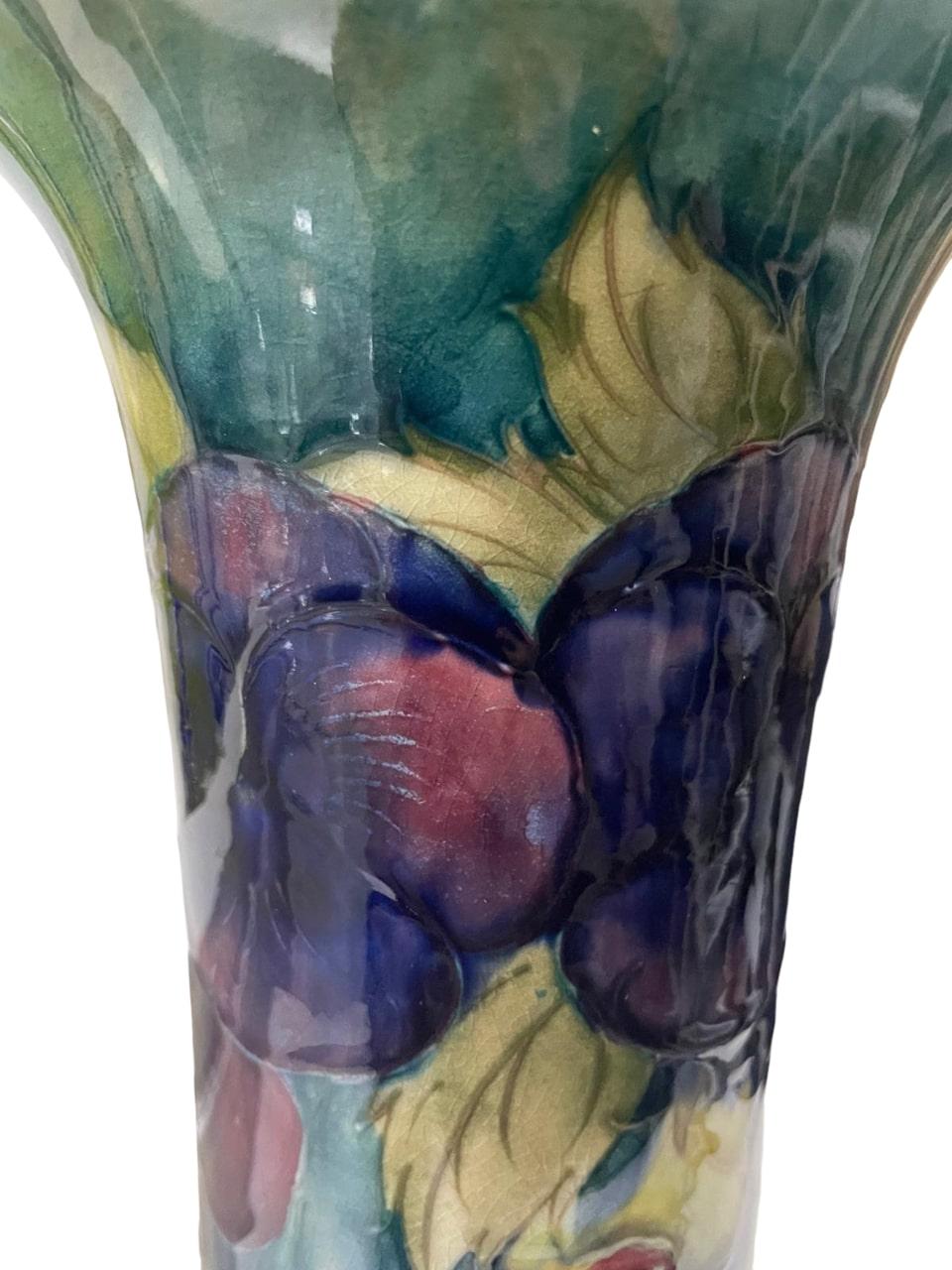 William Moorcroft Pottery Pansy pattern vase, circa 1920 For Sale 1