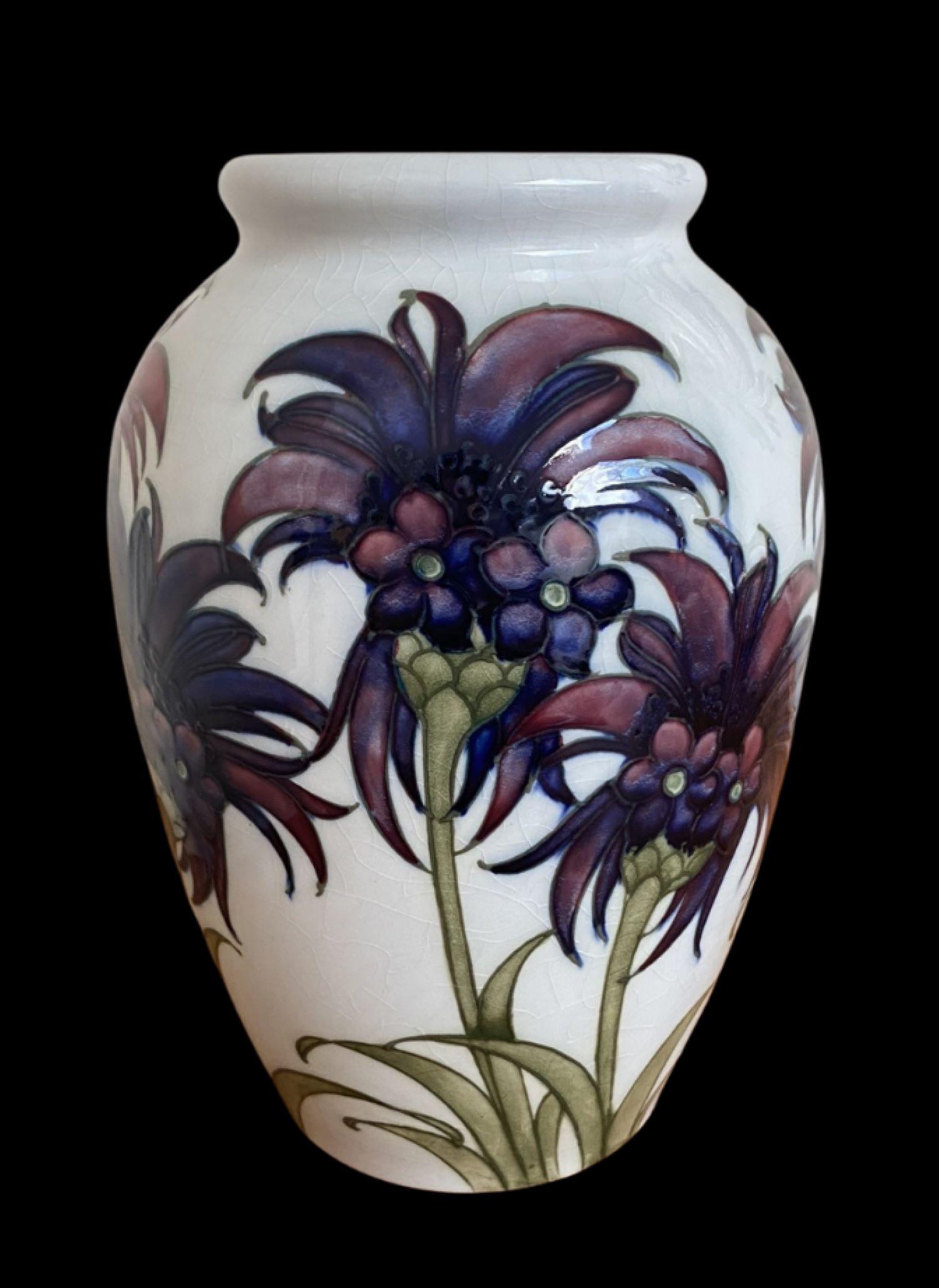 Arts and Crafts Vase William Moorcroft en vente