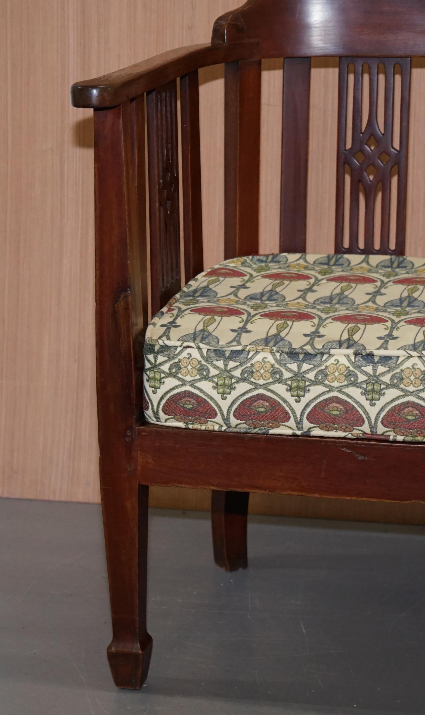 Charles Rennie Mackintosh Art Nouveau upholstered 2 seat bench sofa berger seat 5
