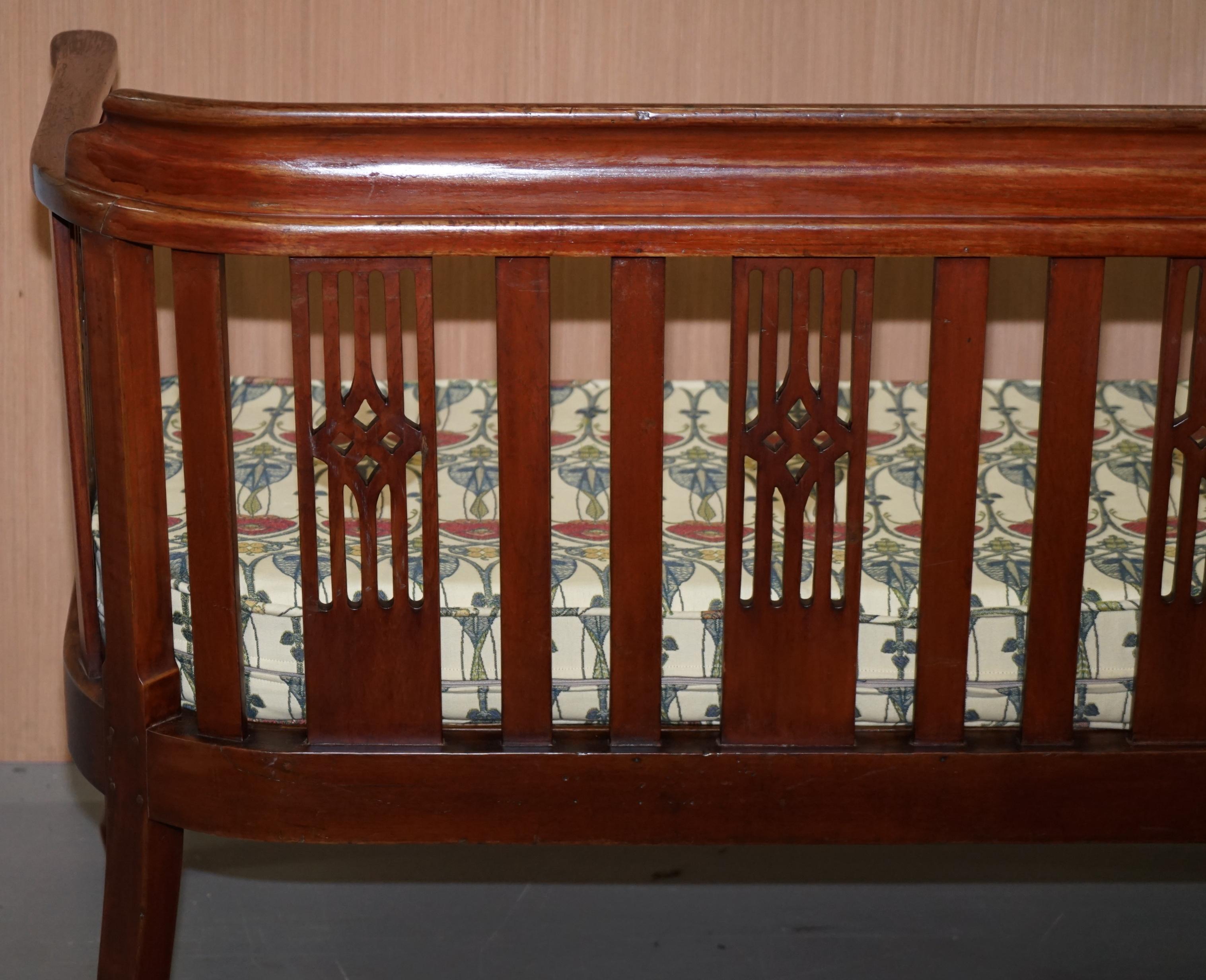 Charles Rennie Mackintosh Art Nouveau upholstered 2 seat bench sofa berger seat 9