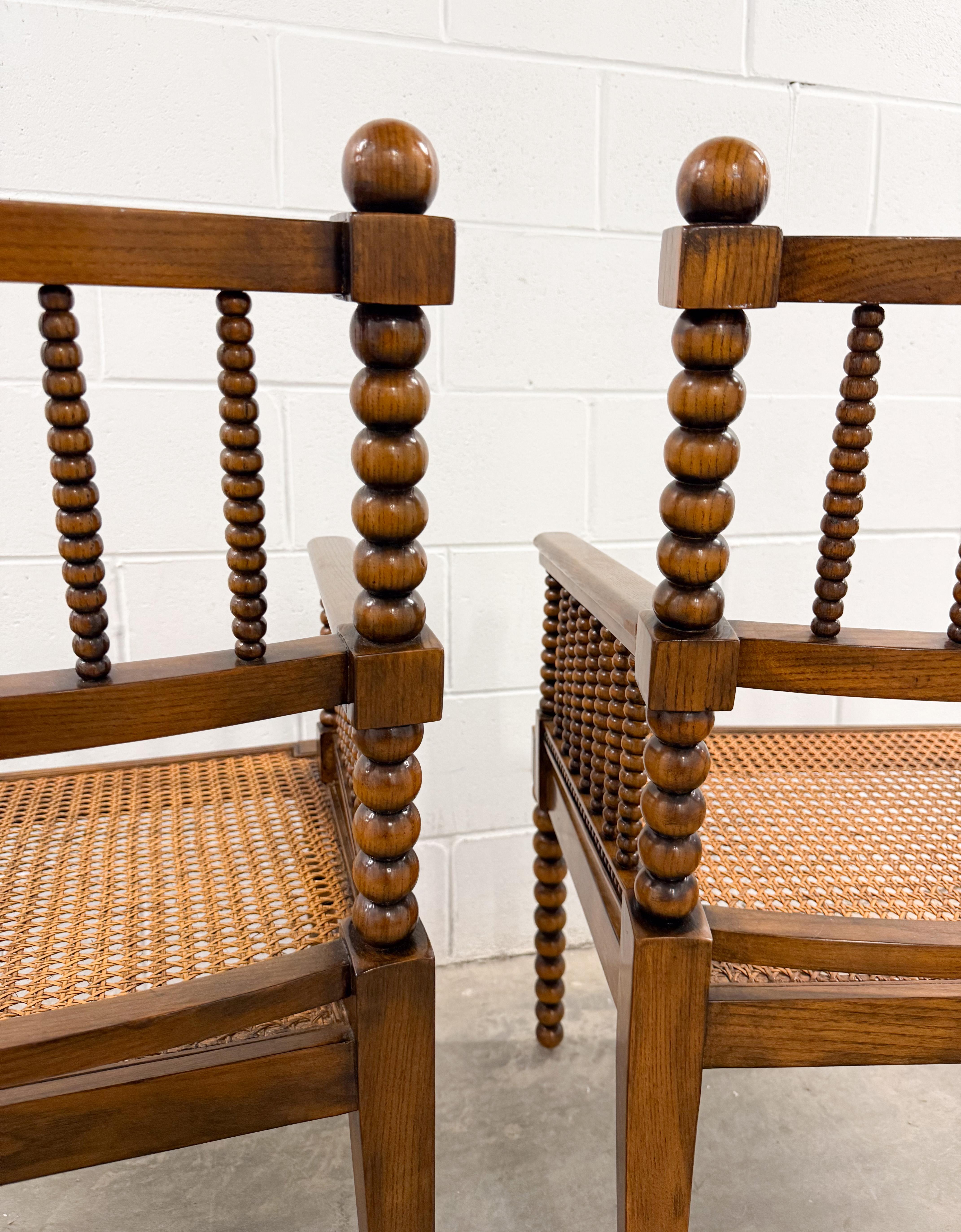 Sillas de caña torneada estilo William Morris Mediados de siglo en venta 7