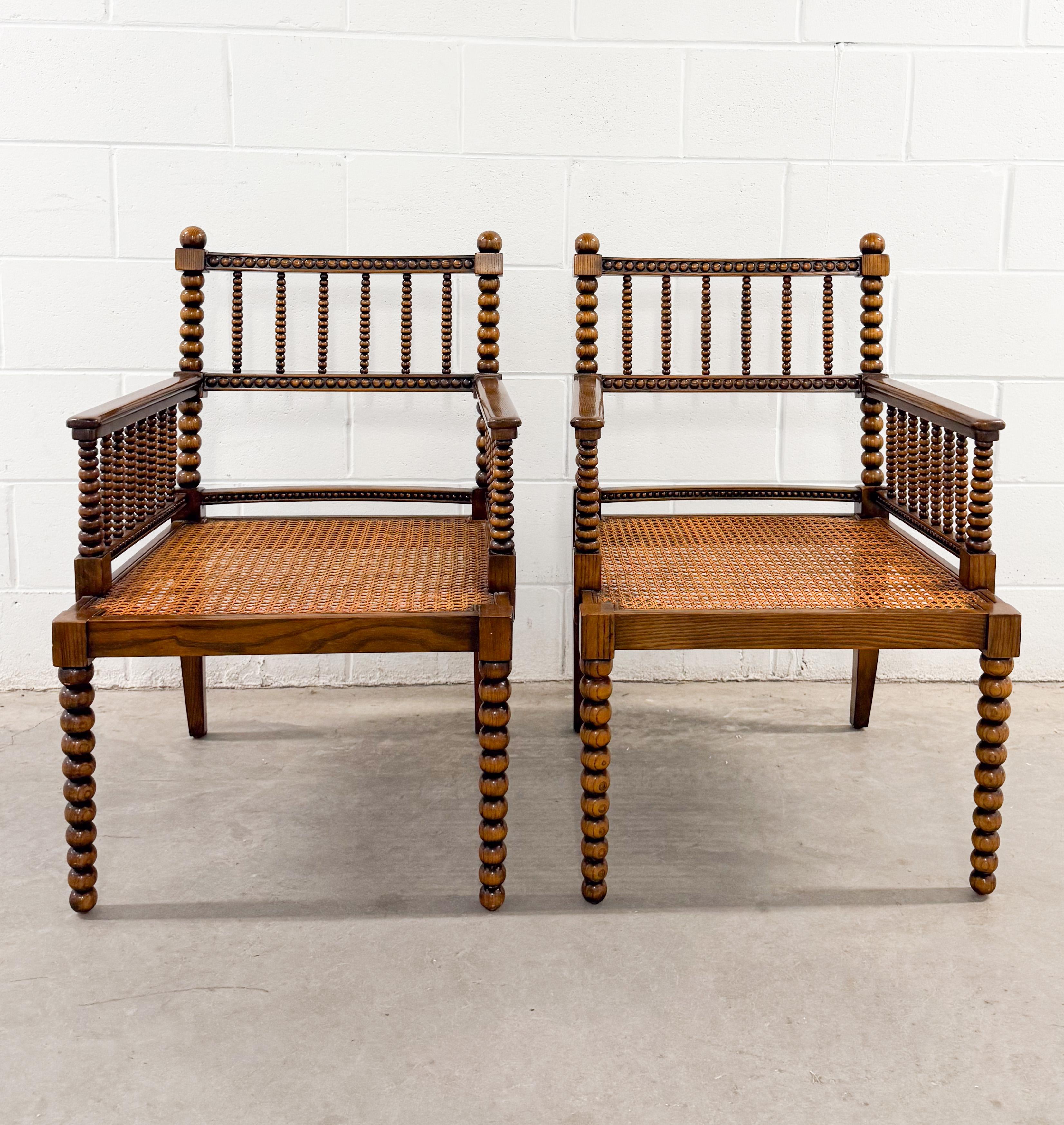 Sillas de caña torneada estilo William Morris Mediados de siglo en venta 8