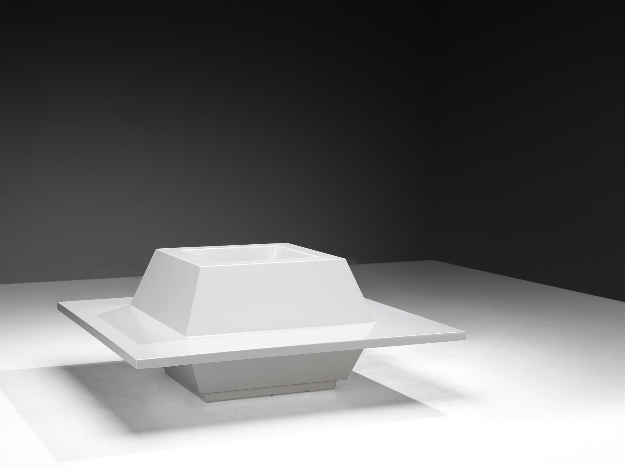 William P. Taylor for Sintoform Square Planter Bench For Sale 2