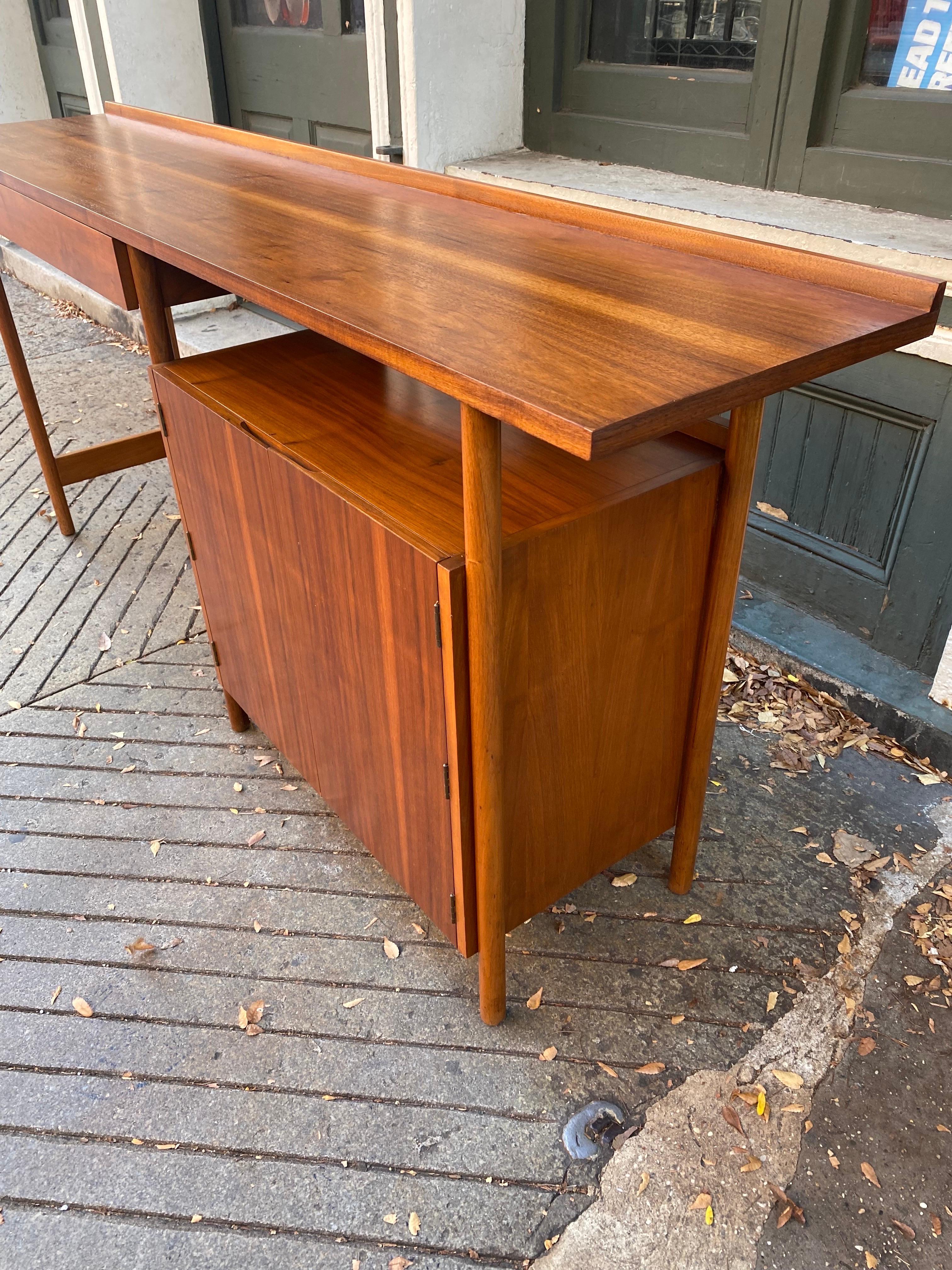 American William Pahlmann for Hastings Console/ server