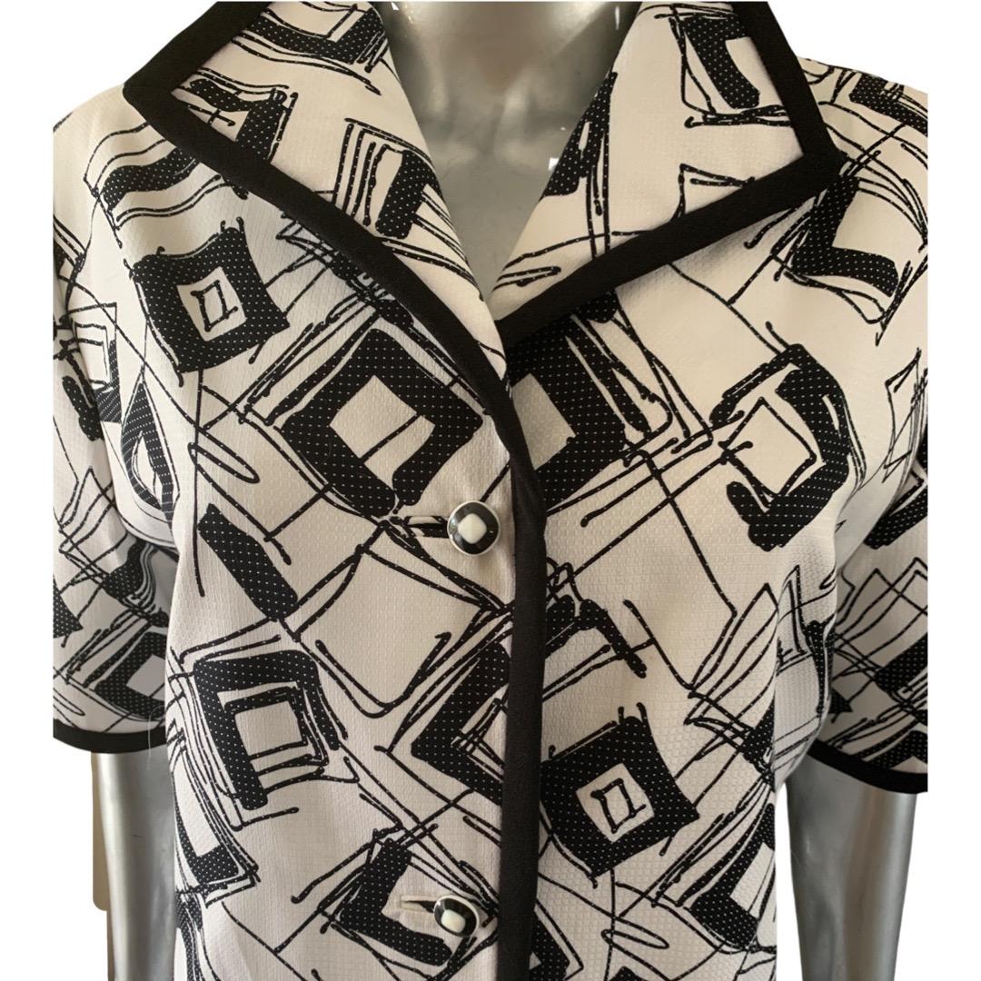William Pearson Designer Kollektion Schwarz/Weiß Abstrakt Chemise Kleid Größe 16 im Angebot 2