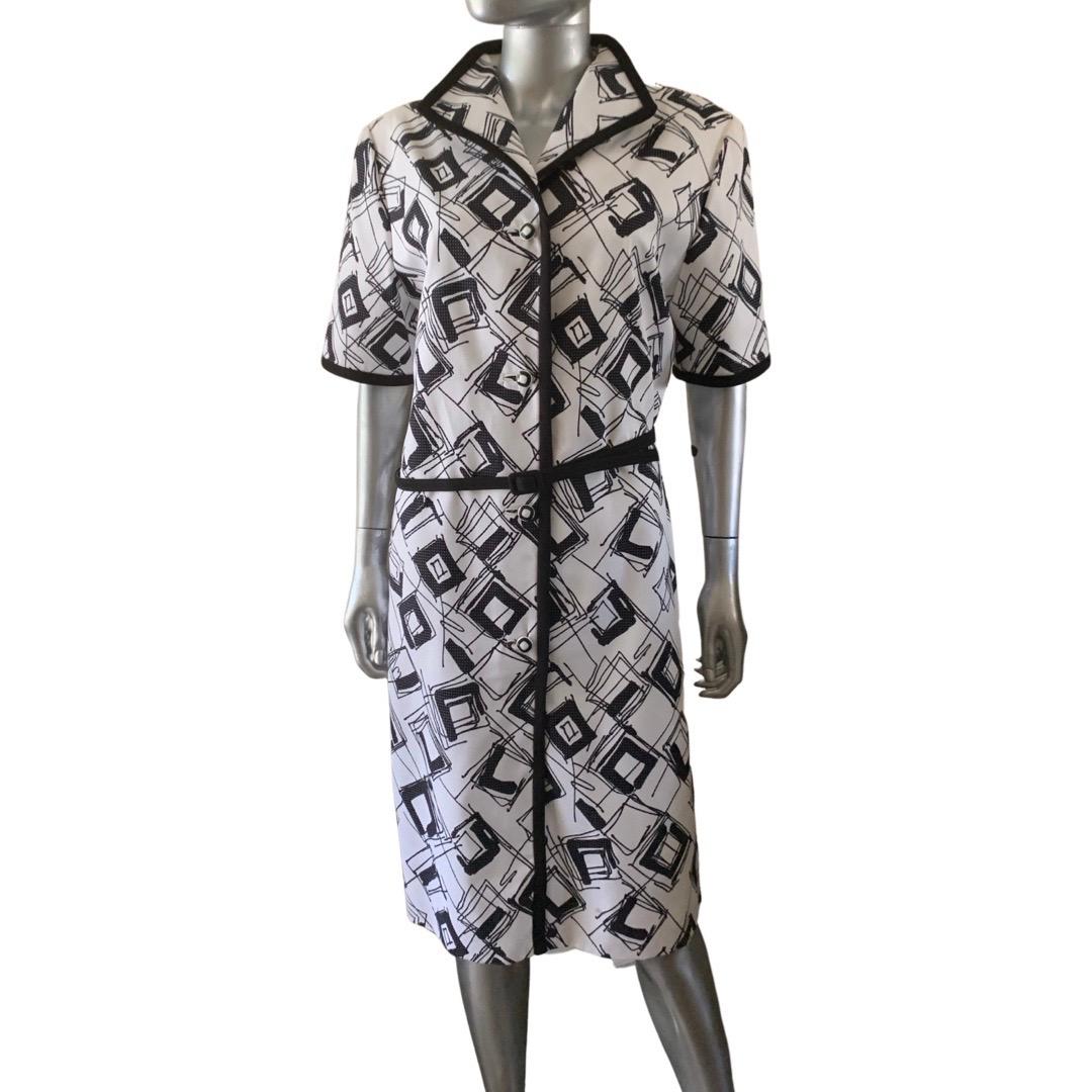 William Pearson Designer Kollektion Schwarz/Weiß Abstrakt Chemise Kleid Größe 16 im Angebot 3