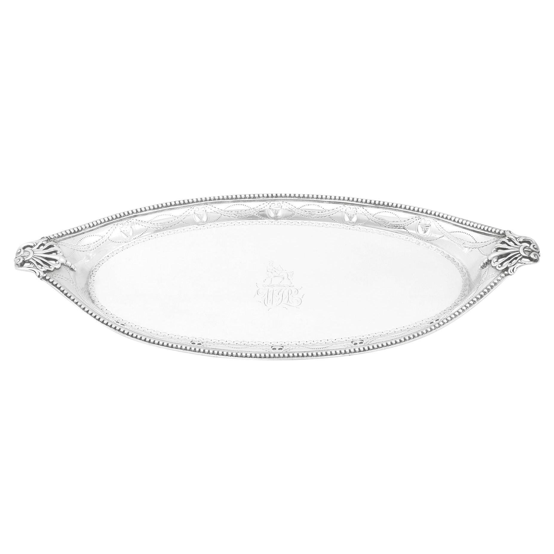Apagavelas / Bandeja para bolígrafos de plata de ley georgiana de William Plummer de la década de 1780