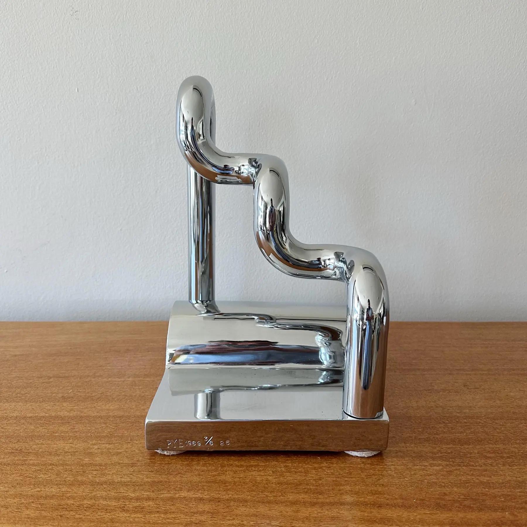 William Pye Escultura 