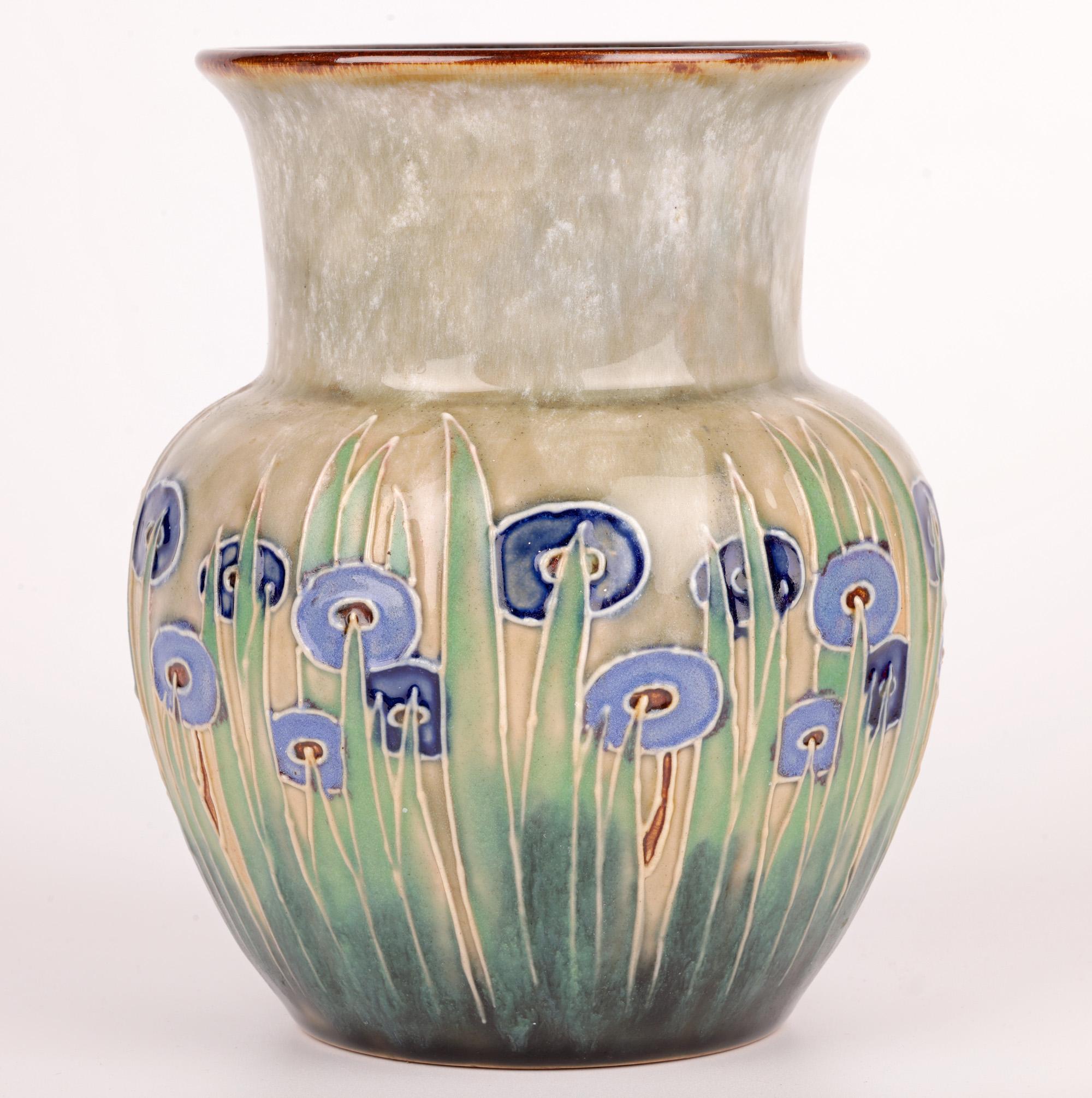 The Row Rare Doulton Lambeth Art Deco Tube Lined Vase en vente 3