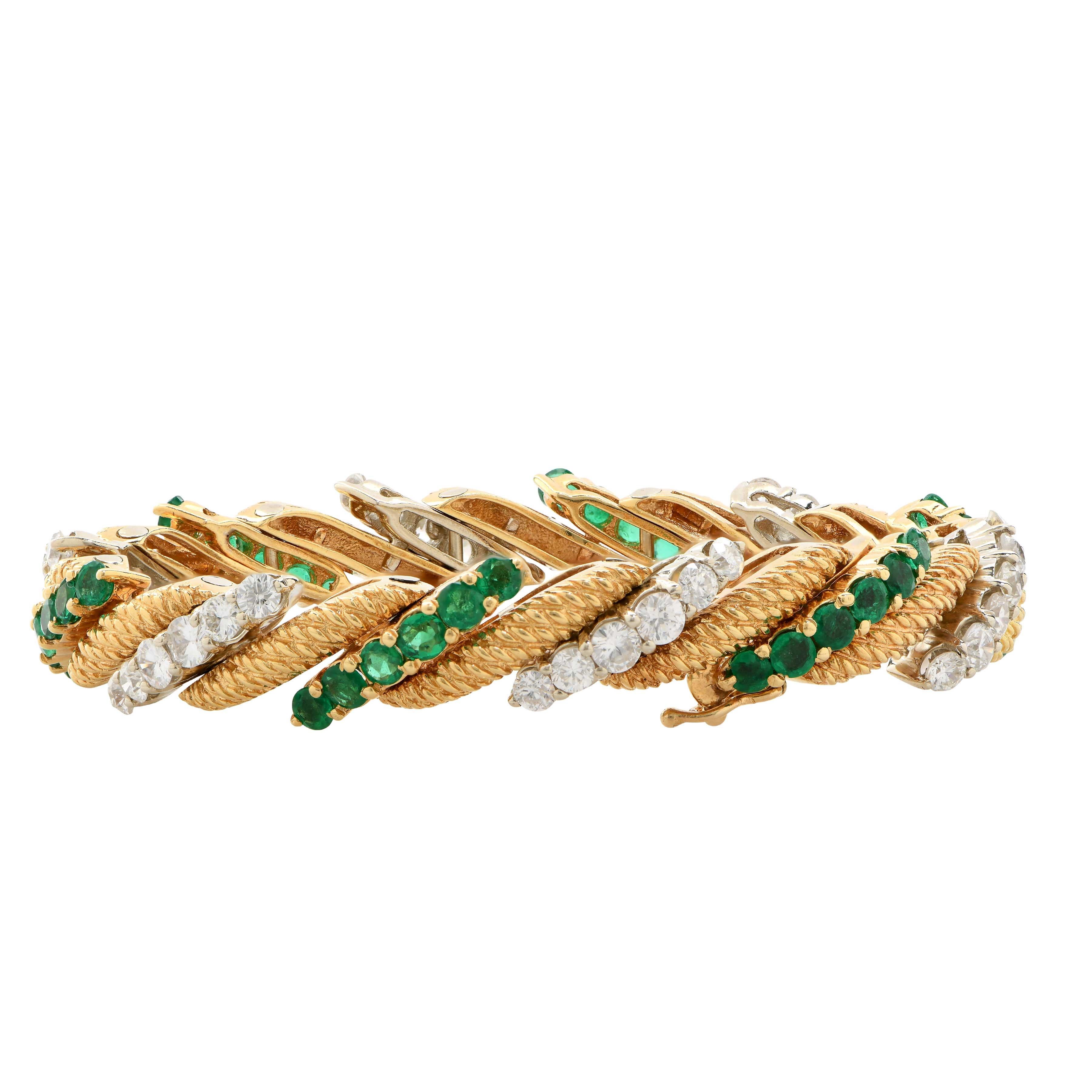 William Ruser Pulsera de oro amarillo de 18 quilates con diamantes y esmeraldas en Bueno estado para la venta en Bay Harbor Islands, FL