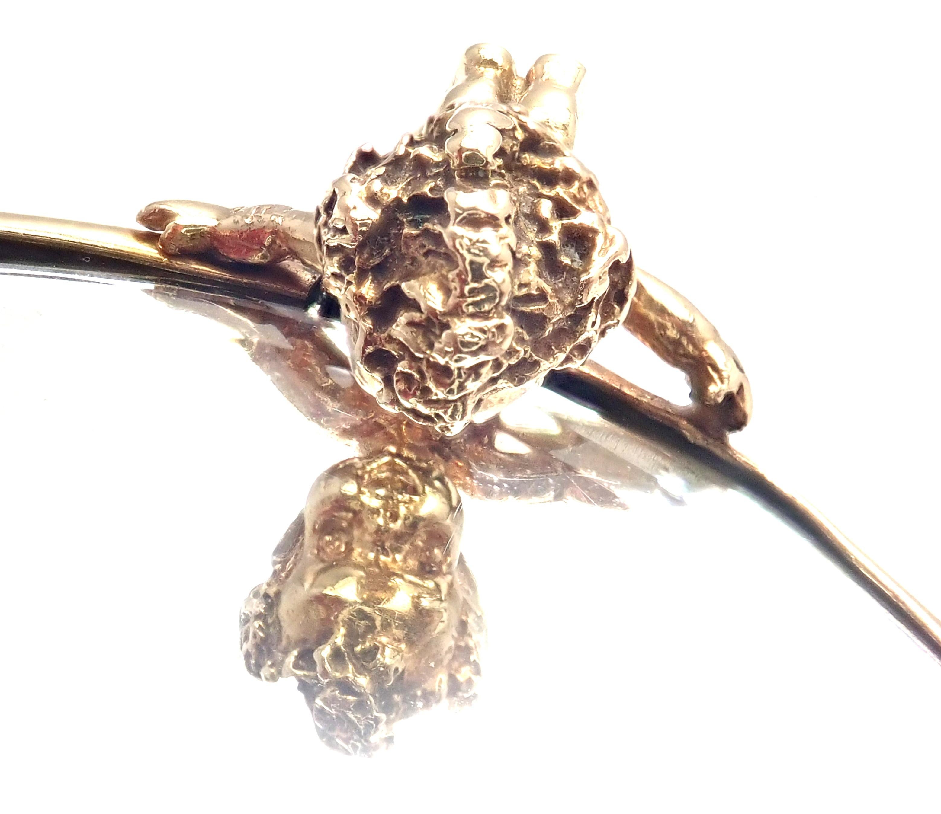 14k Yellow Gold Narcissus Compact Hand Held Mirror  by RUSER. 
Throughout the 1950’s and 60’s, business boomed for Ruser; Hollywood starlets proudly wore his pieces both on and off screen. However, in 1969, Ruser closed up shop, selling its location