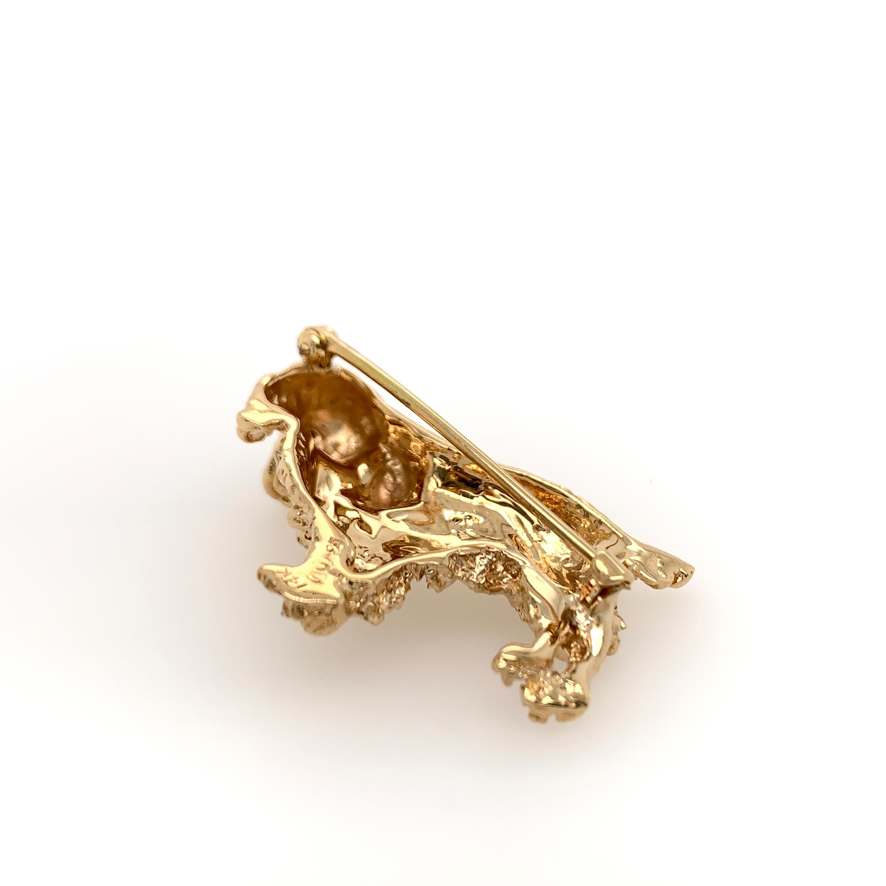 William Ruser Sapphire 14 Karat Yellow Gold Dog Brooch For Sale 5