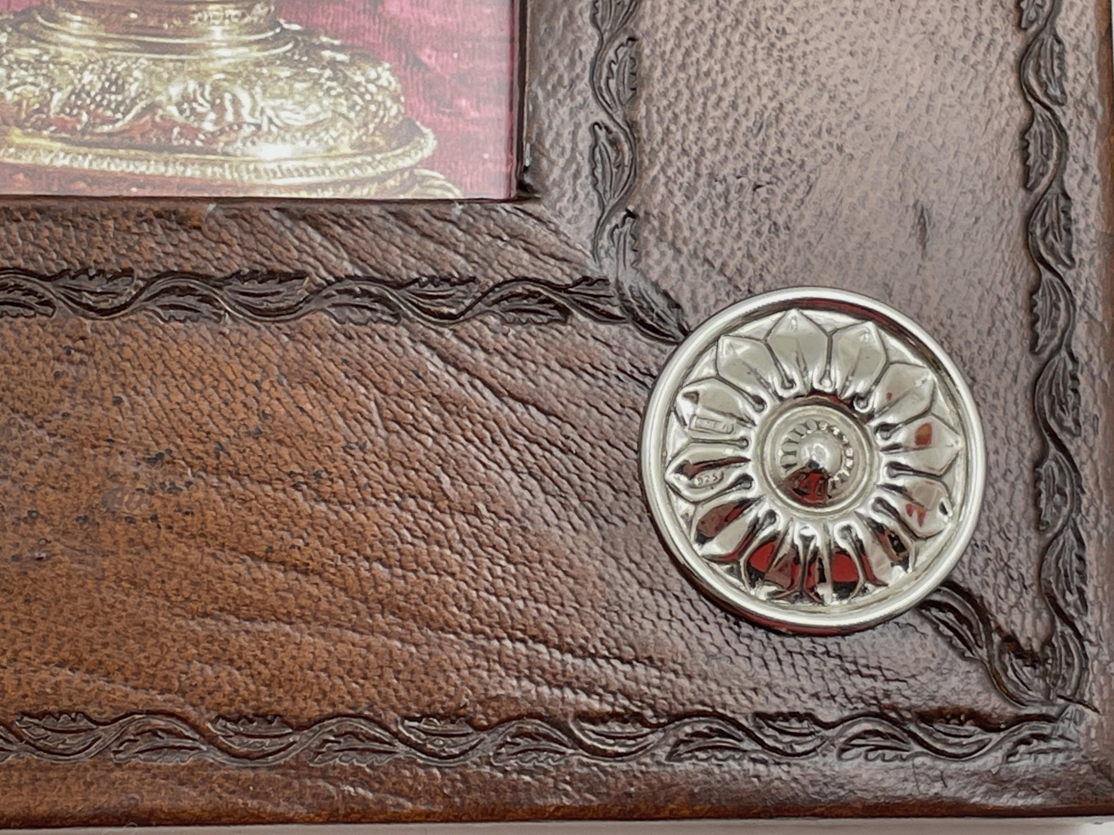 XX secolo William Scott Portafoto in pelle e argento sterling in vendita