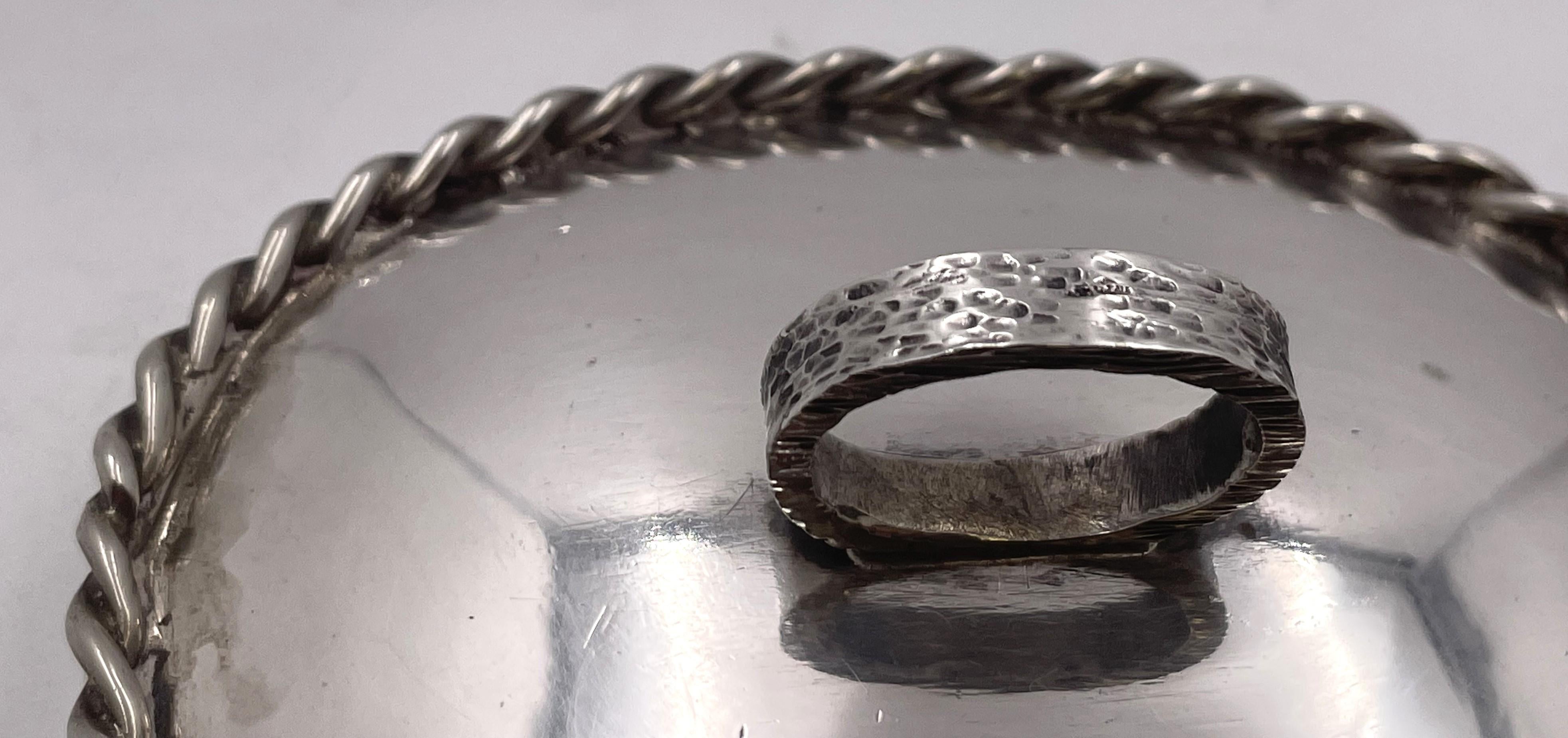 Arts and Crafts William Seitz Sterling Silver Box with Rope Motif in Arts & Crafts Style For Sale