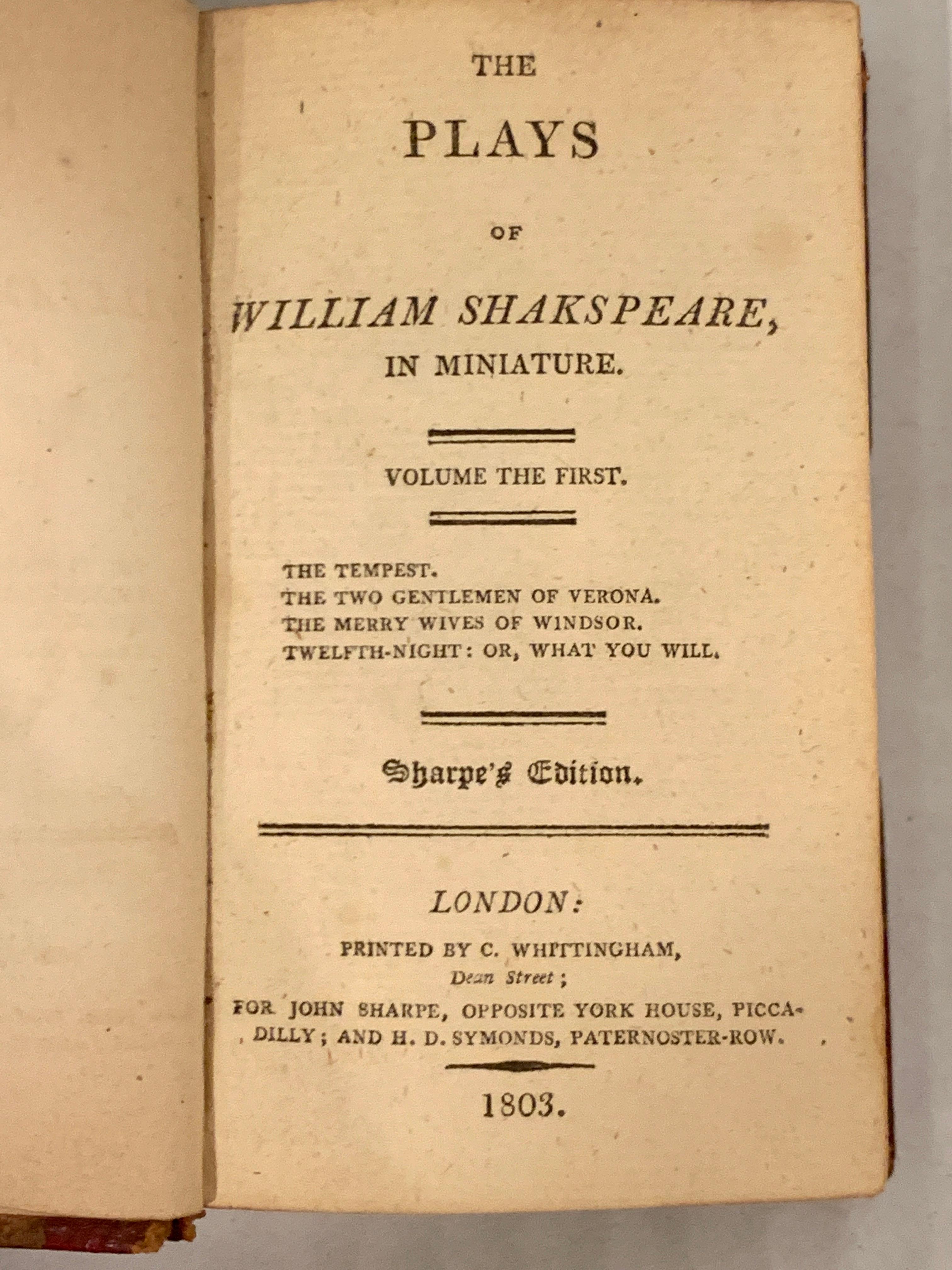 William Shakespeare's Plays in Miniature 9 Volume Leather Bound Volumes, 1803 In Good Condition In West Palm Beach, FL