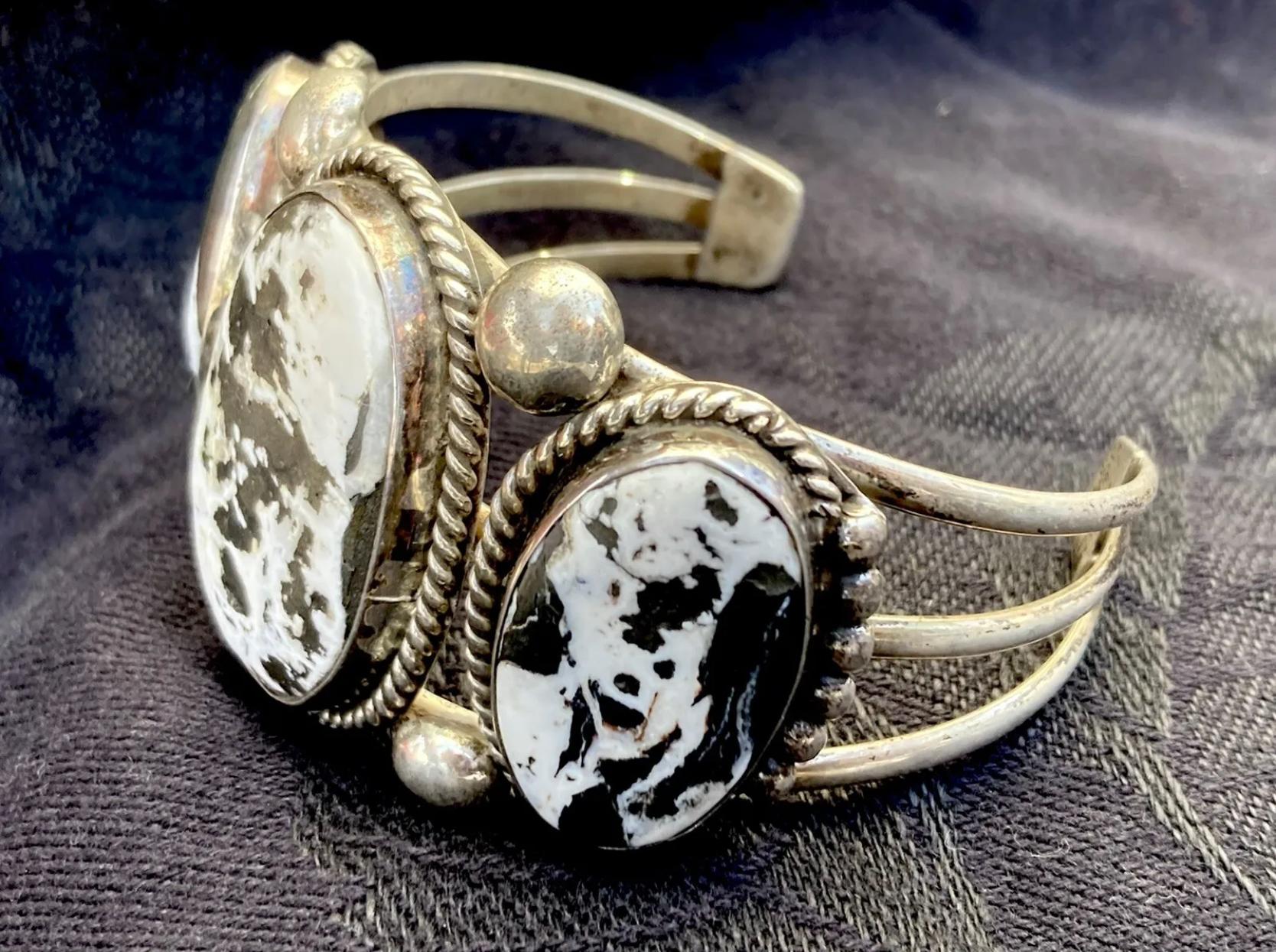 Native American William Singer White Buffalo Turquoise Sterling Silver Cuff