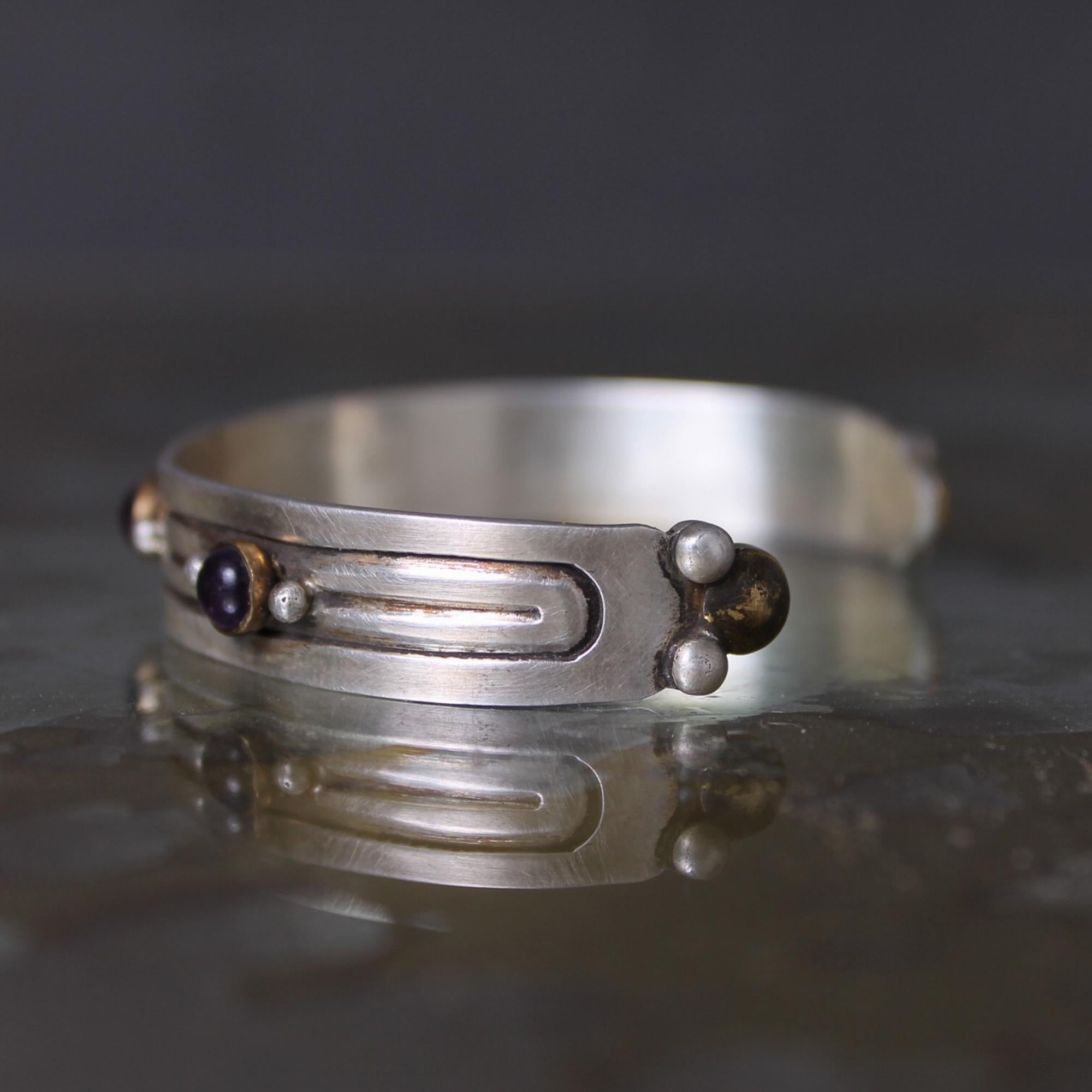 William Spratling Bracelet manchette en argent sterling, laiton et améthyste Taxco, Mexique 3