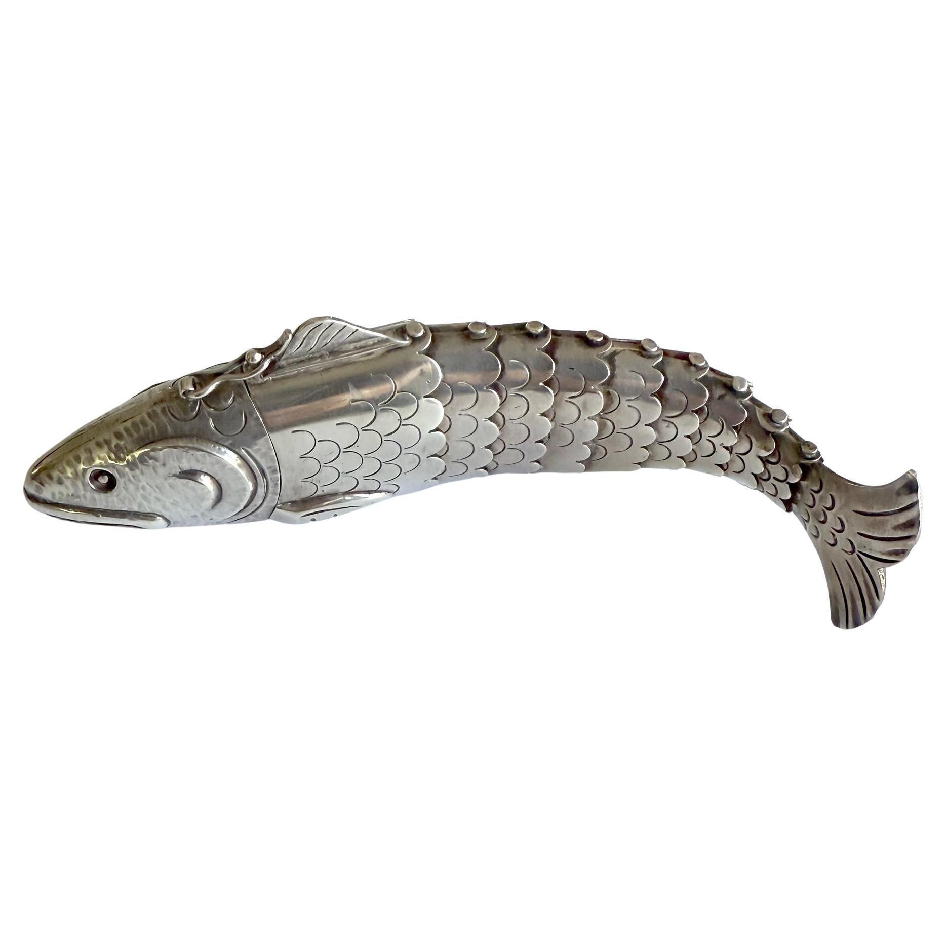 William Spratling sterling silver articulating fish stash box, circa 1950s.  Fish measures 6.25