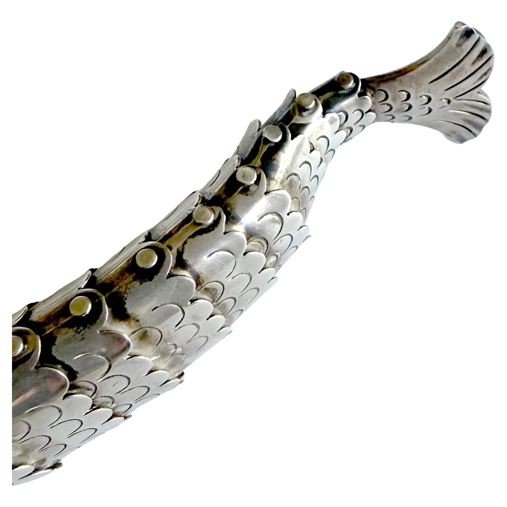 Mid-Century Modern William Spratling Mexican Modernist Articulating Fish Spice Stash Box