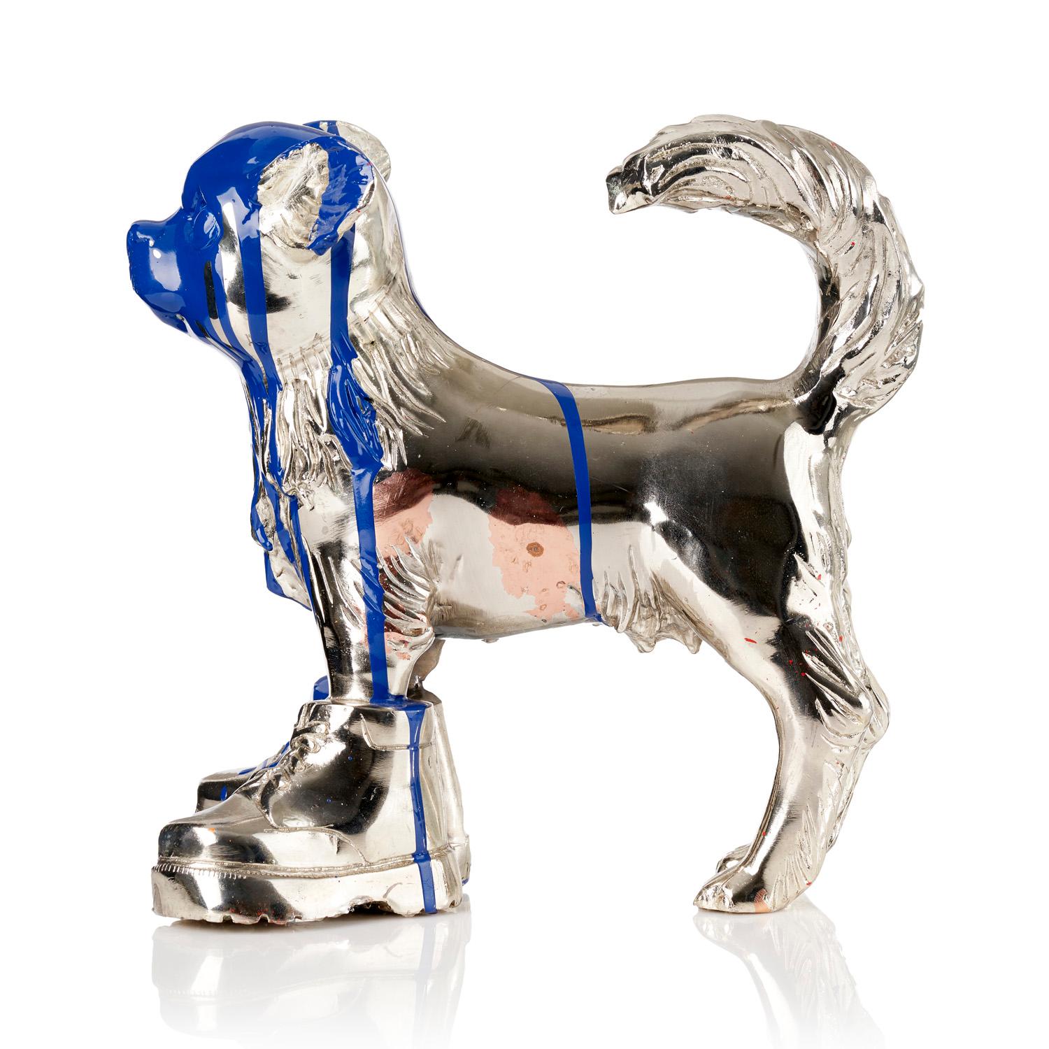 Cloned Chihuahua with colored head blue - Gold Figurative Sculpture by William Sweetlove