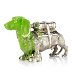 Cloned Dachshund with pet bottle (green)