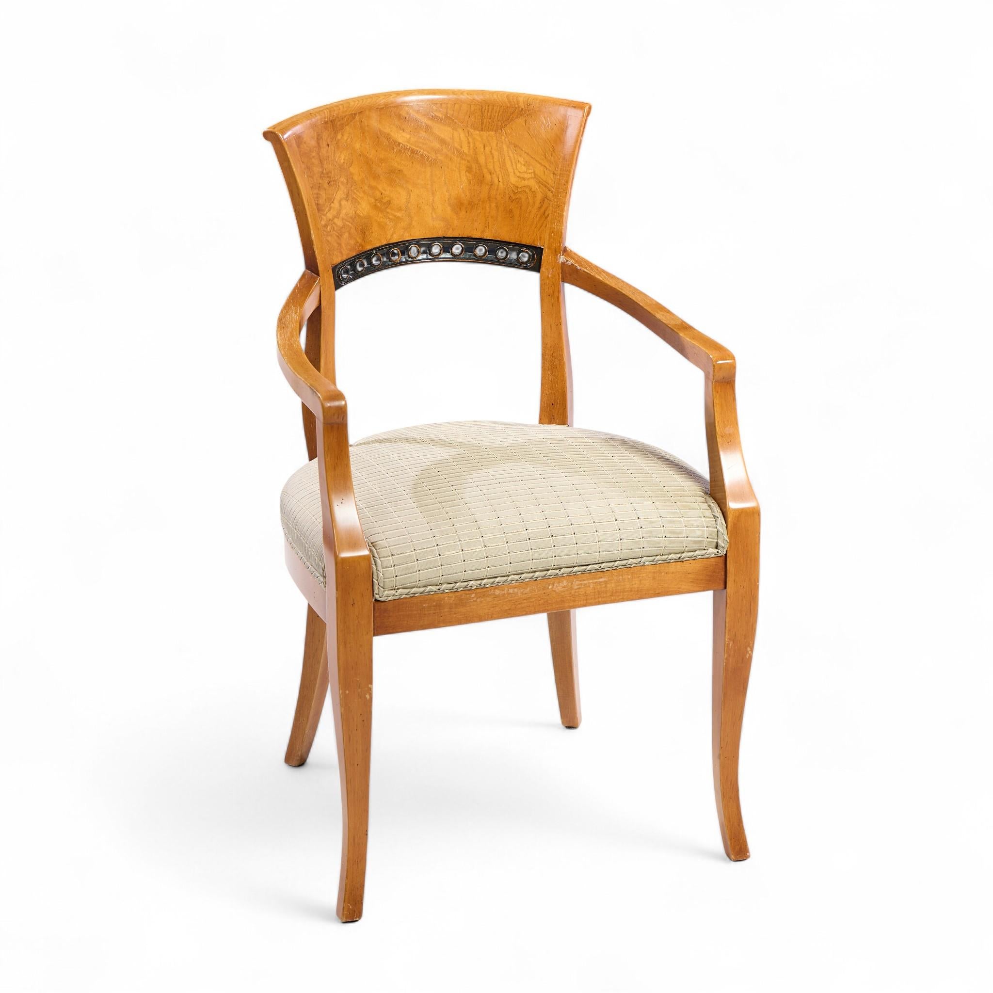 William Switzer Poltrona Biedermeier Sedie da pranzo in legno di burbio Oliver - Set di 8 in vendita 4