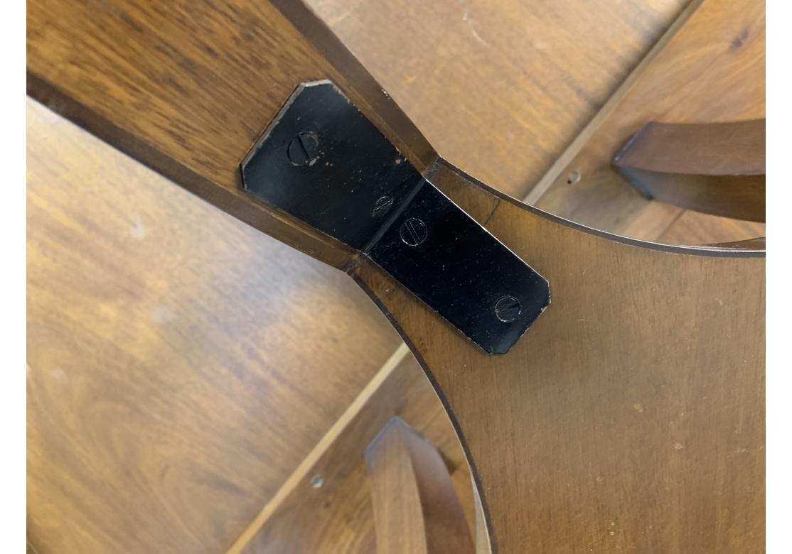 William Tillman Attributed Mahogany Circular Dining Table With Extension Leaves For Sale 5