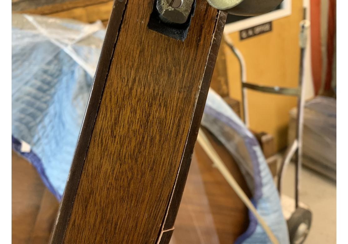 William Tillman Attributed Mahogany Circular Dining Table With Extension Leaves For Sale 11