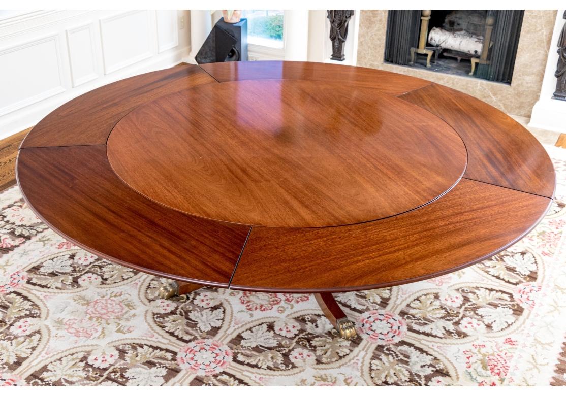 William Tillman Attributed Mahogany Circular Dining Table With Extension Leaves In Fair Condition For Sale In Bridgeport, CT