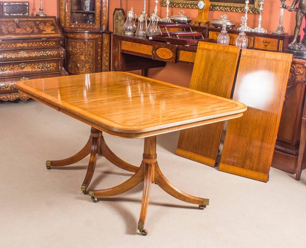 Late 20th Century William Tillman Regency Dining Table and Ten Hepplewhite Chairs, 20th Century