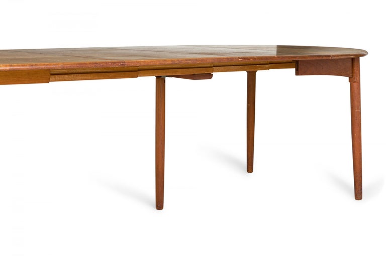 William Watting Danish Mid-Century Modern Teak Dining Table with Leaves For Sale 8