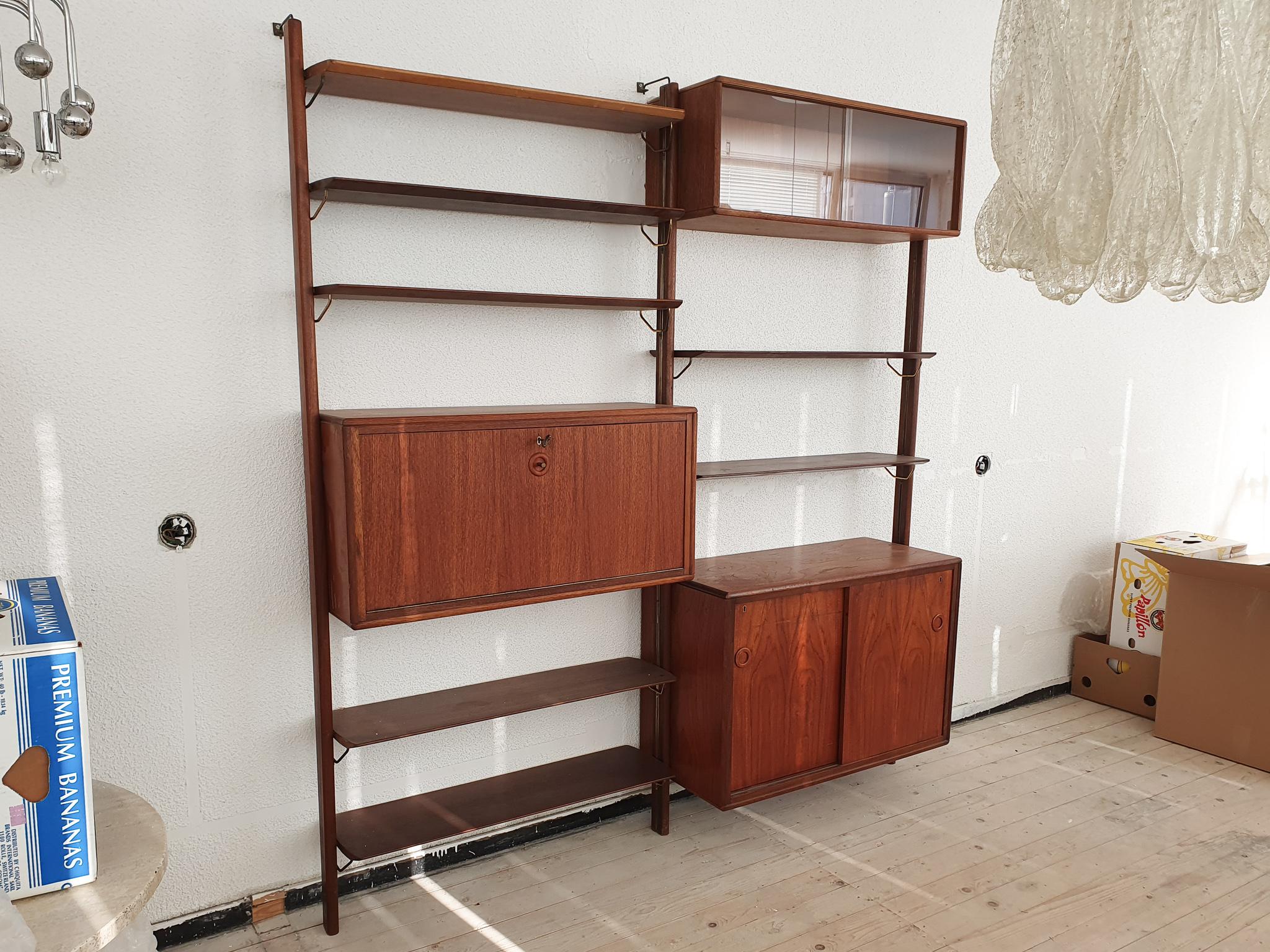 Mid-Century Modern William Watting for Fristho Wall Unit, the Netherlands 1950's For Sale