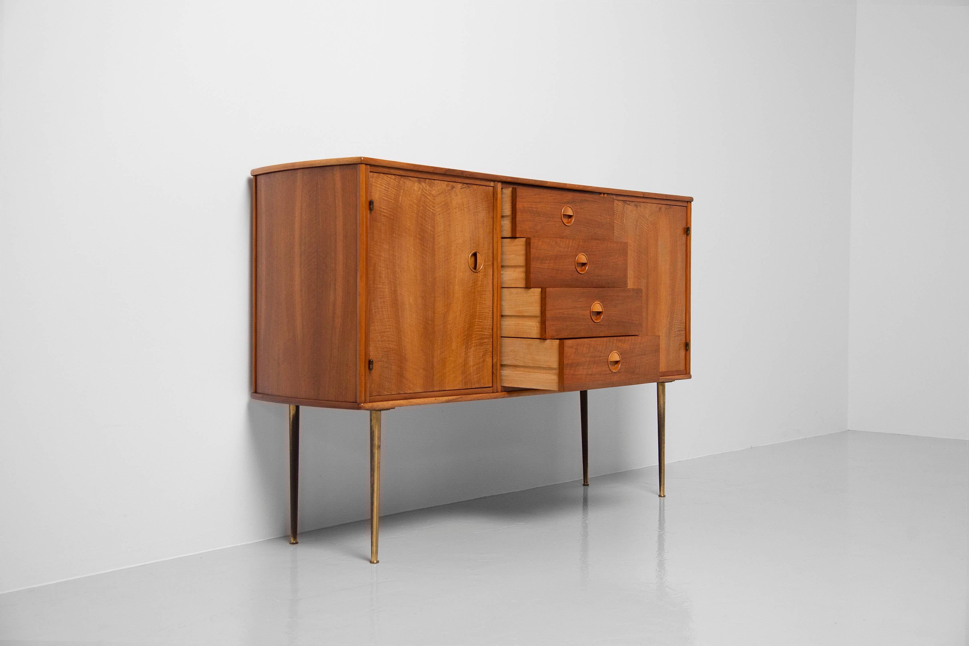 William Watting High Walnut Credenza Holland, 1956 In Good Condition In Roosendaal, Noord Brabant