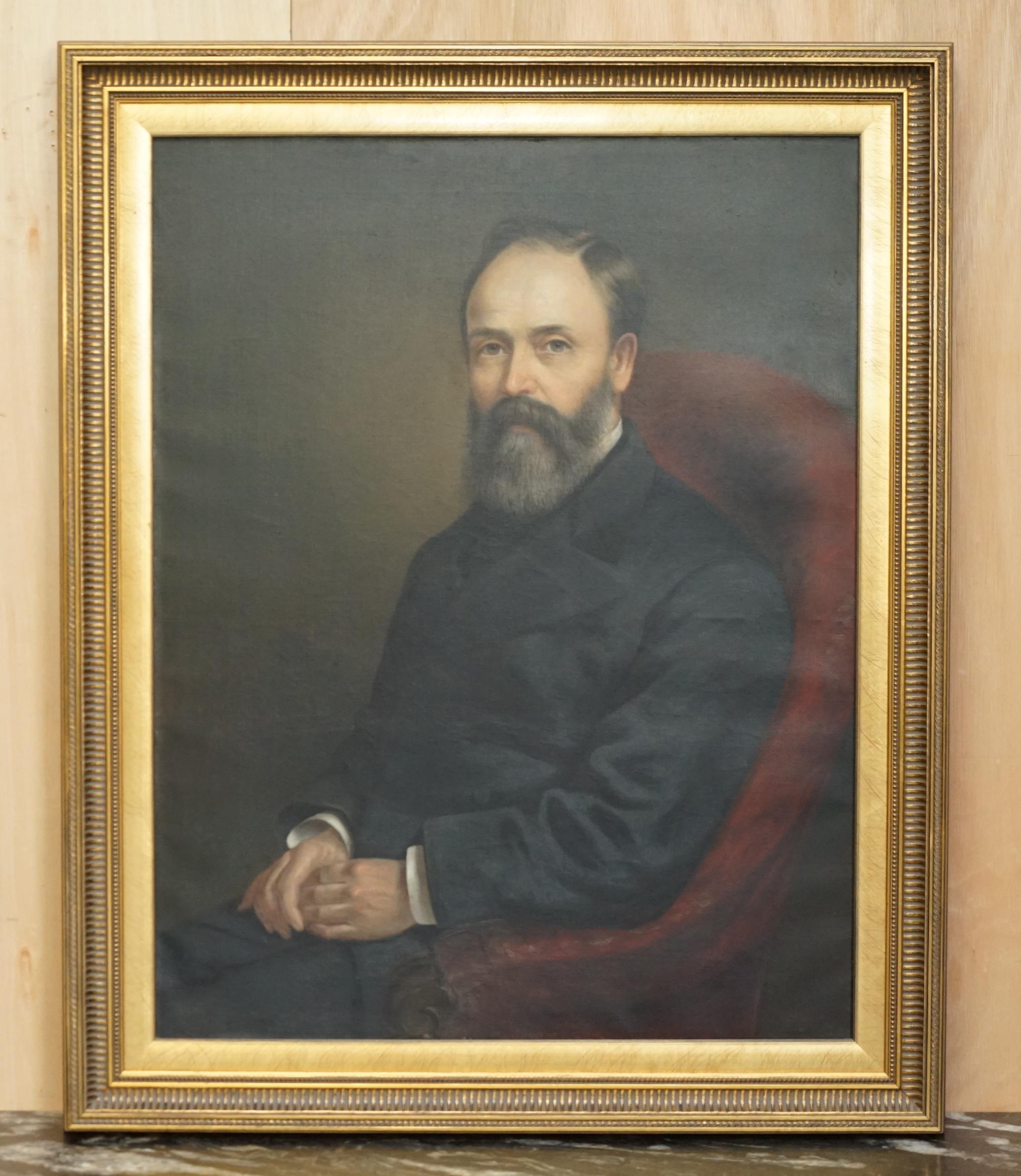 Royal House Antiques

Royal House Antiques freut sich, dieses atemberaubende Paar großer Porträts von Herrn und Frau John Davies aus Claremont Shrewsbury vom März 1878, die William Williams 