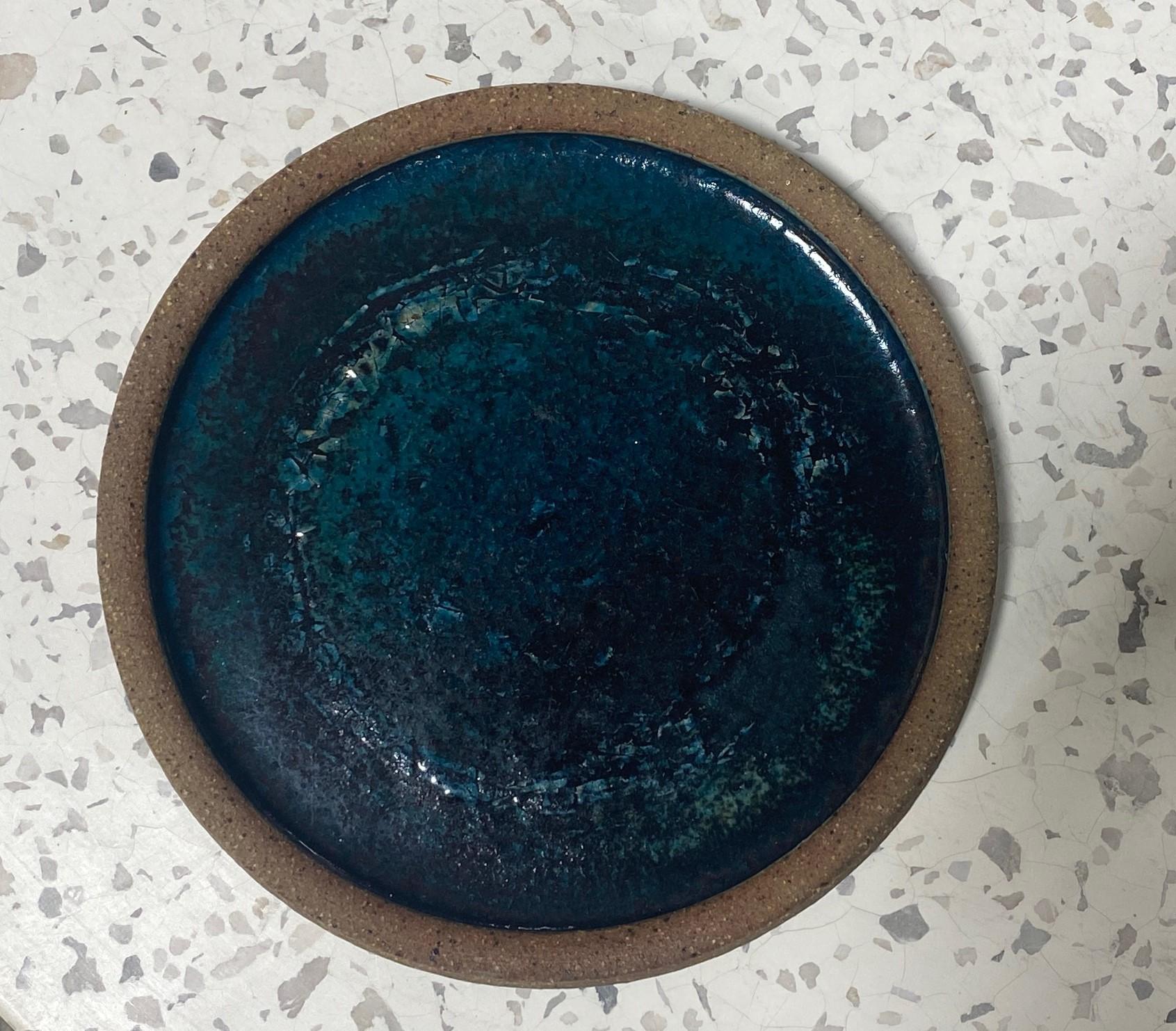 Glazed William Wyman Signed Massachusetts Midcentury Herring Run Studio Pottery Bowl For Sale