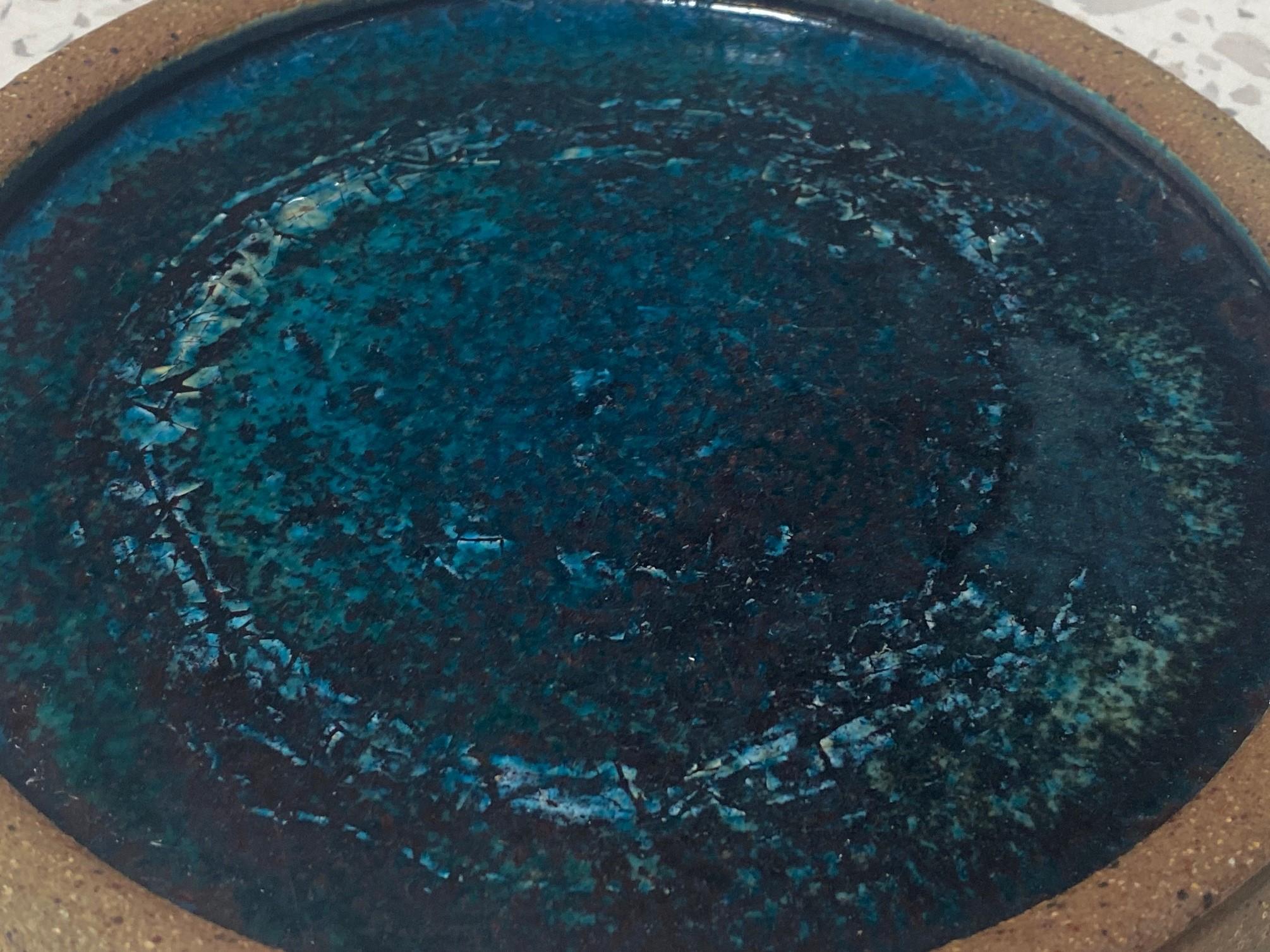 Milieu du XXe siècle William Wyman Signé Massachusetts Midcentury Herring Run Studio Pottery Bol en vente