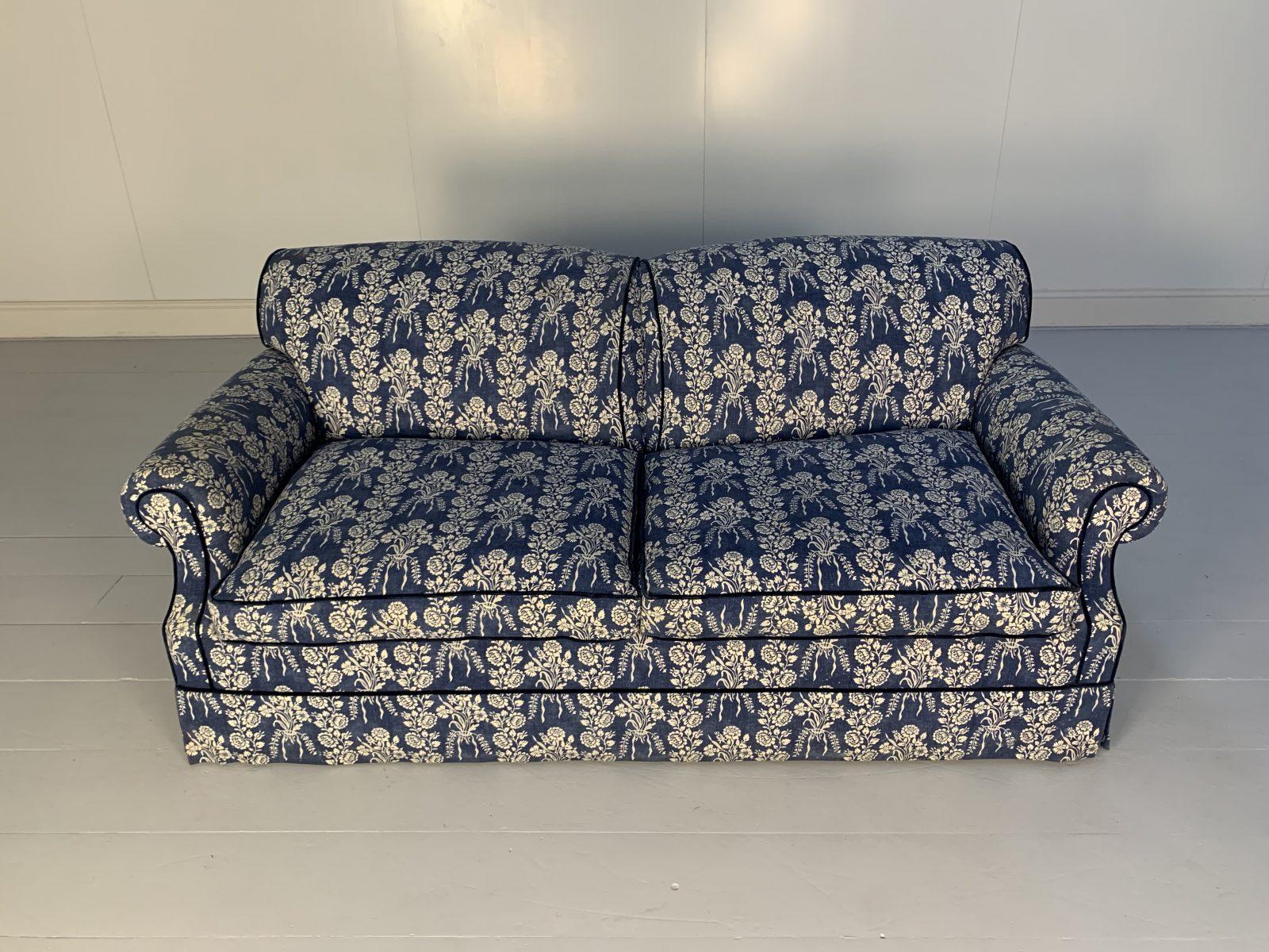 patterned sofa bed
