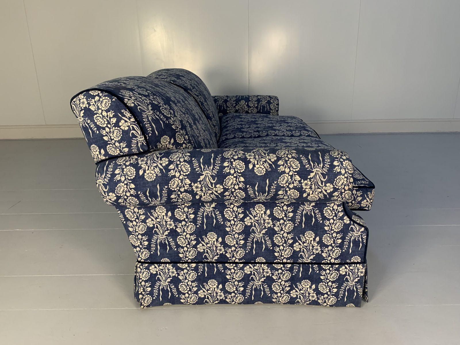 William Yeoward “Percy” 2.5-Seat Sofa Bed in Blue Patterned Fabric 1
