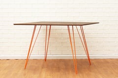 Williams Williams, rechteckiger Esstisch mit Haarnadel, Nussbaum Orange